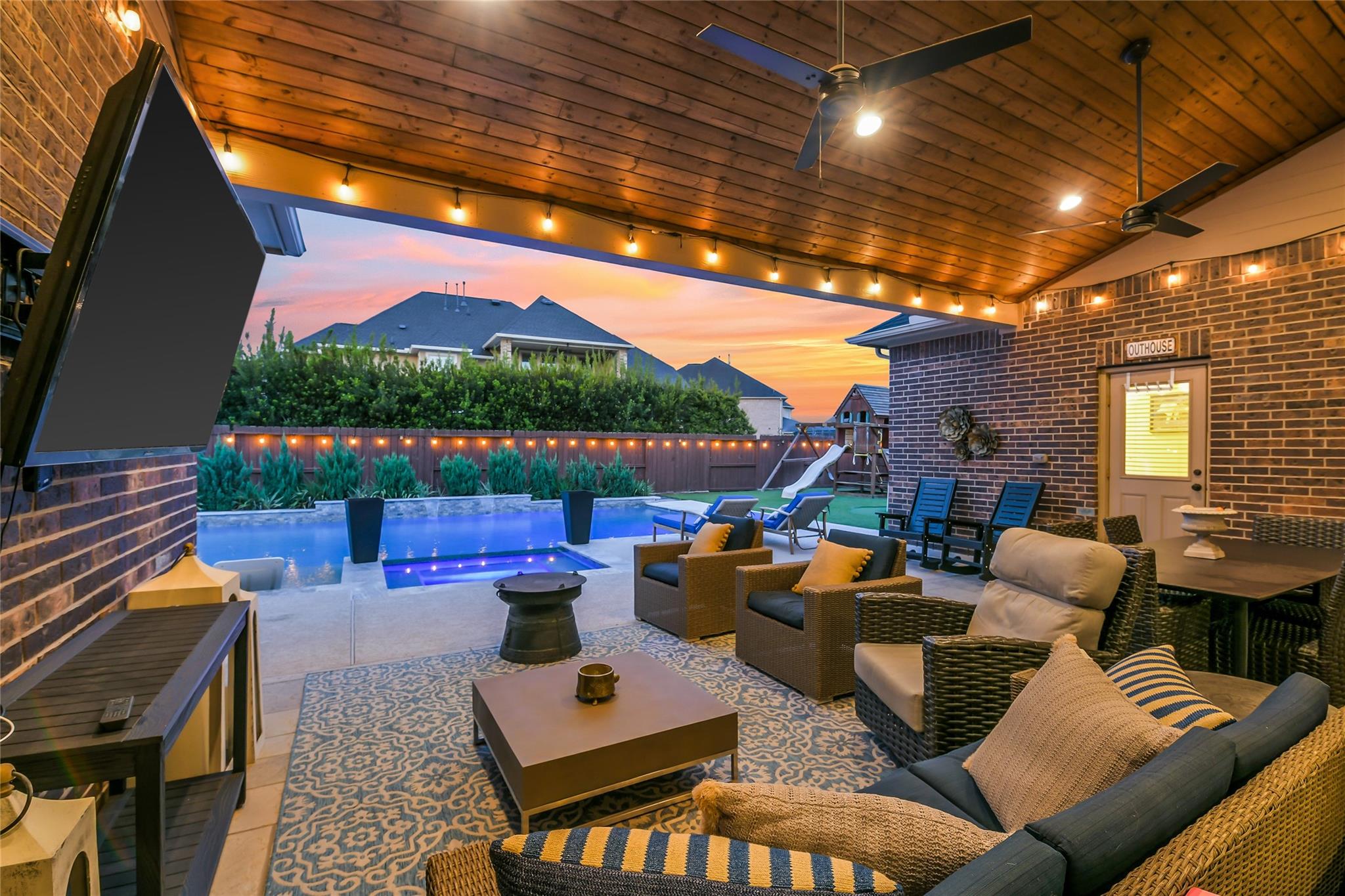 5410 Briarcliff Lane