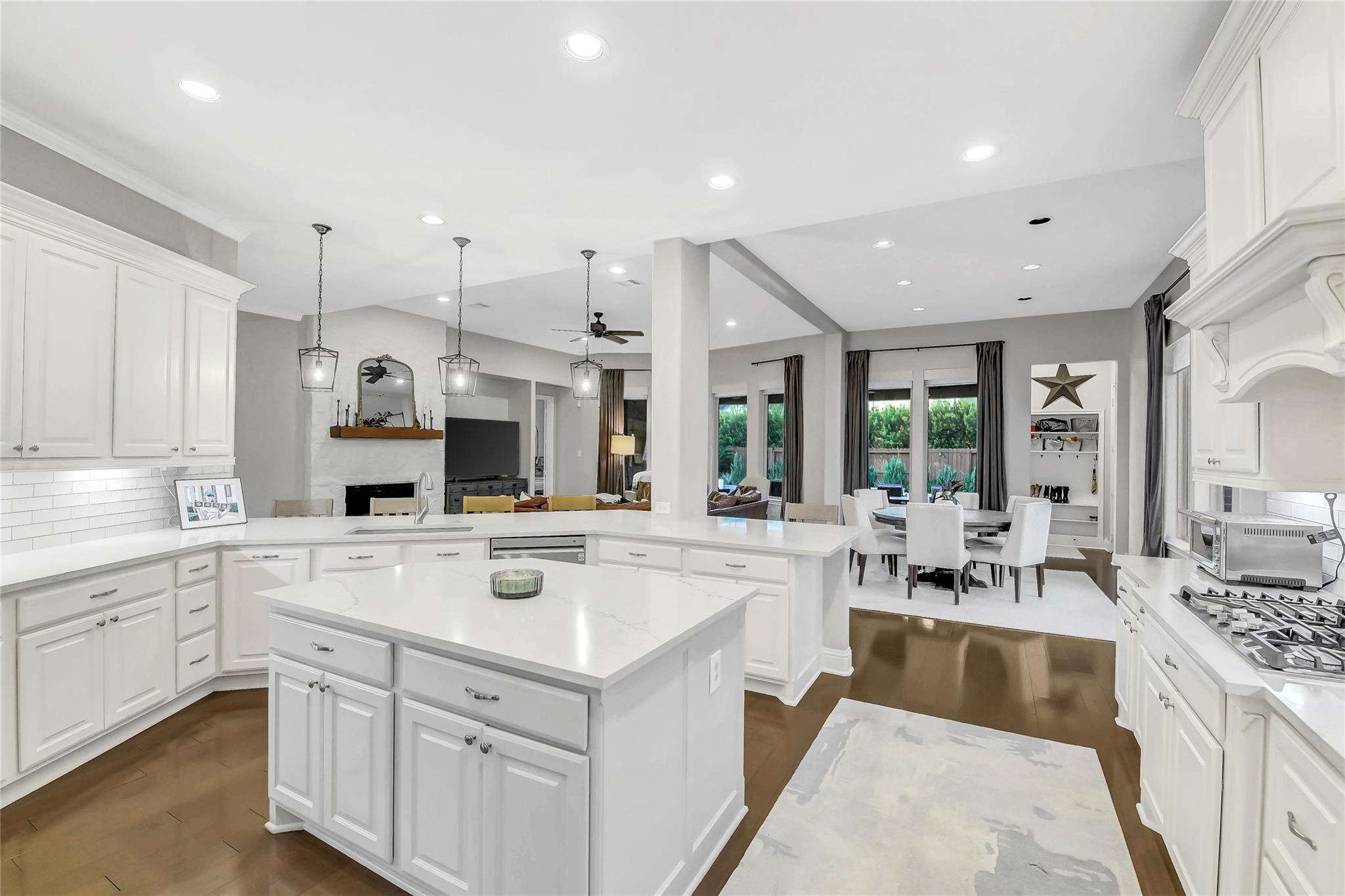 5410 Briarcliff Lane