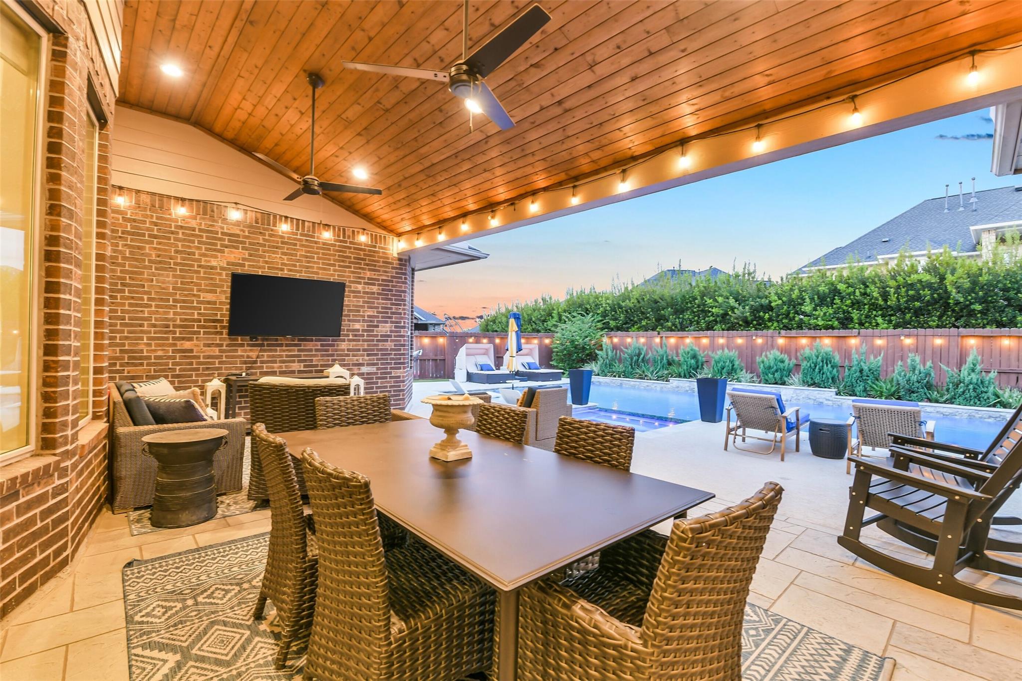 5410 Briarcliff Lane