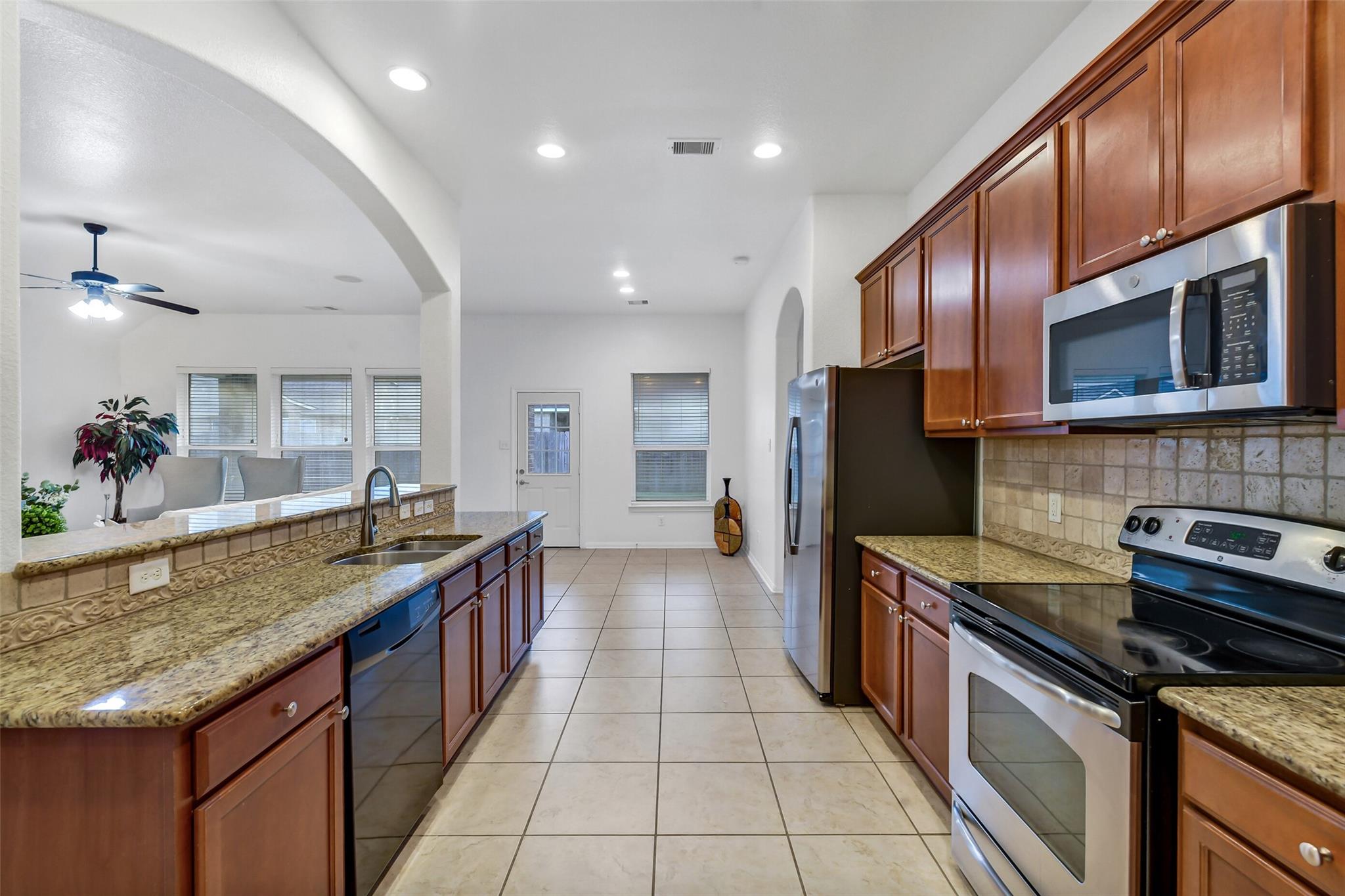 7014 Spruce View Court