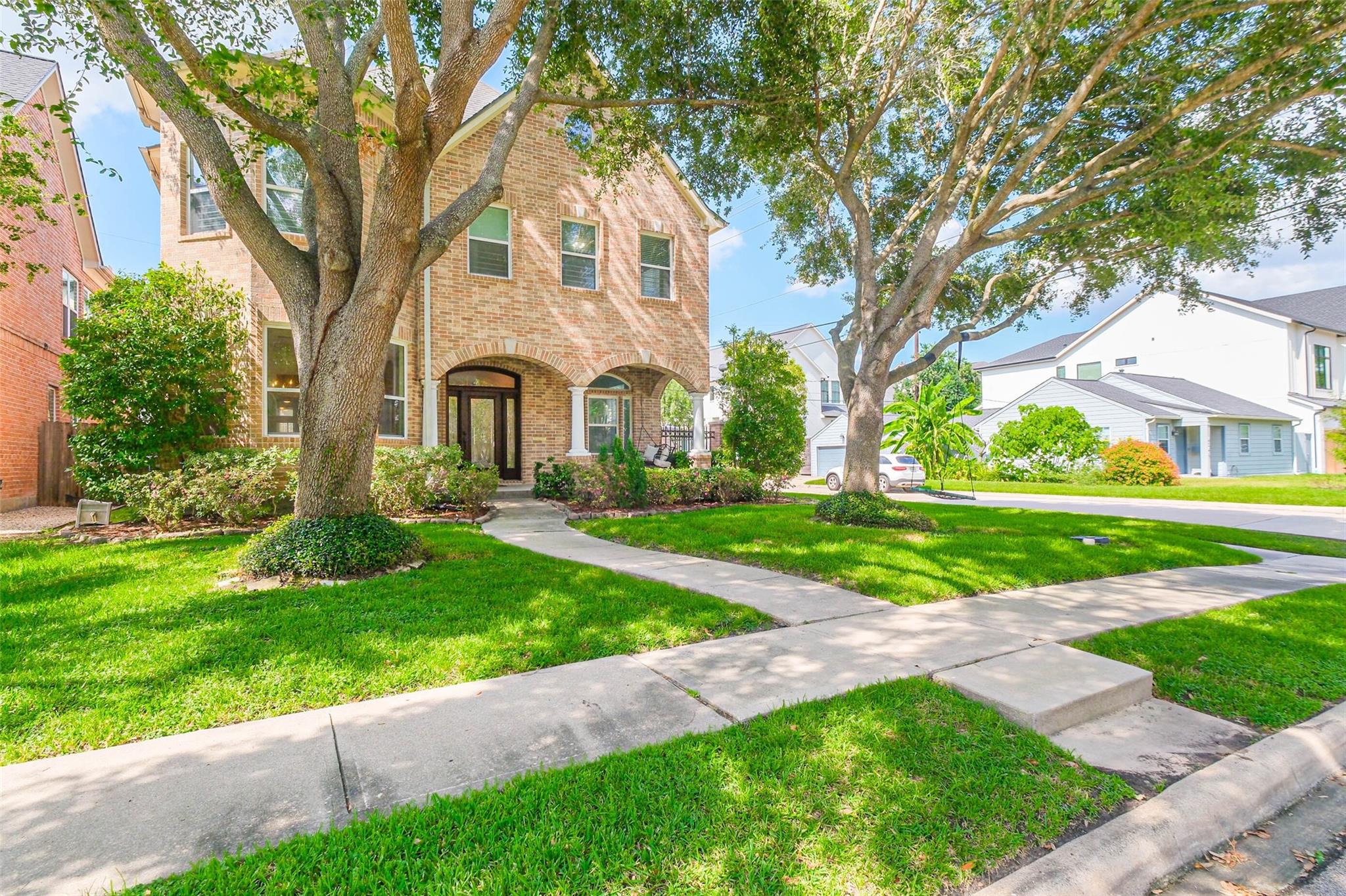 4400 Cynthia Street