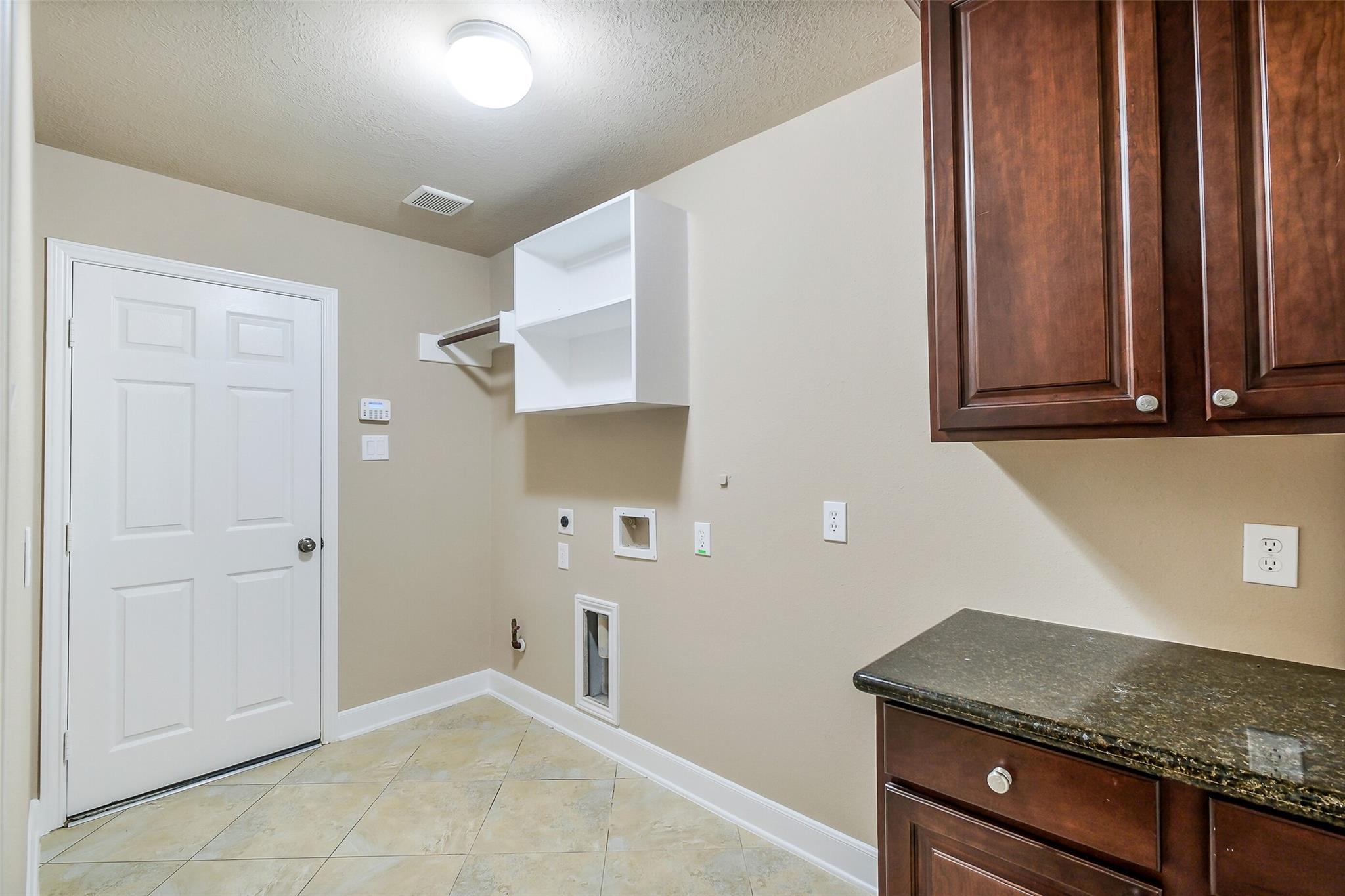 21226 Winding Path Way
