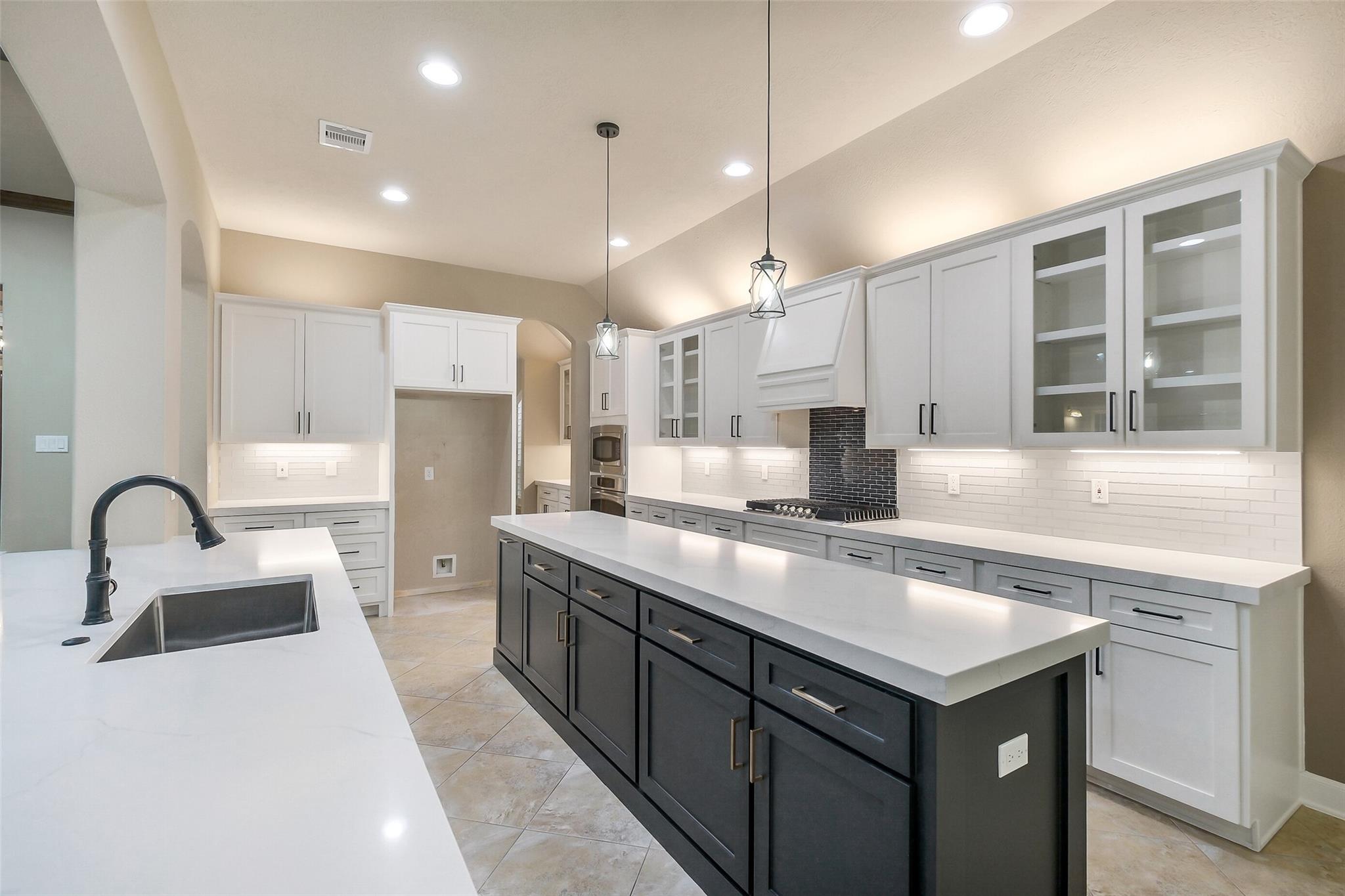 21226 Winding Path Way