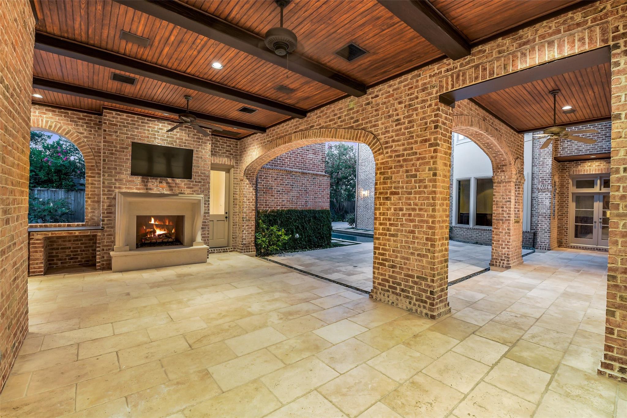 5626 Terwilliger Way