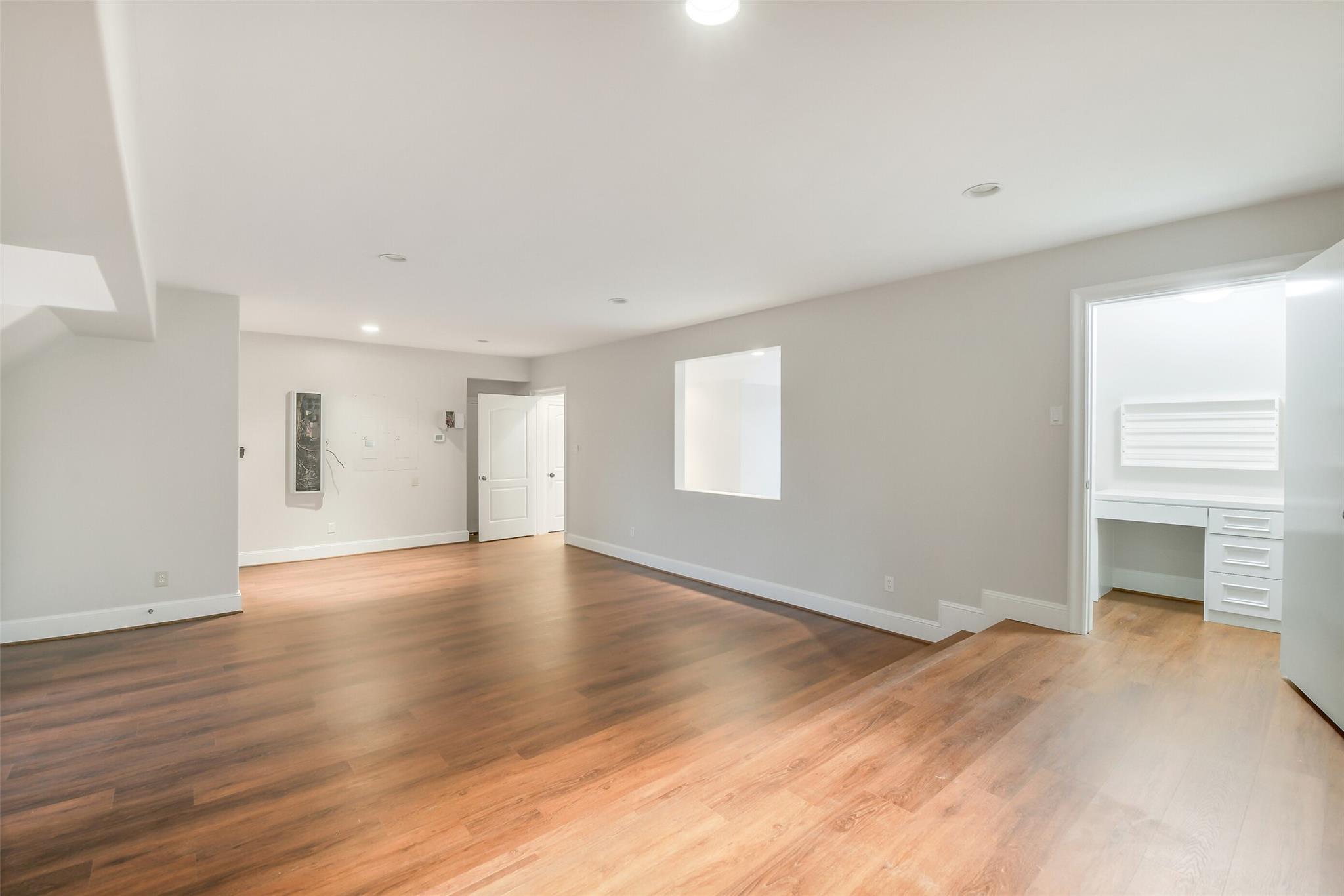 5626 Terwilliger Way