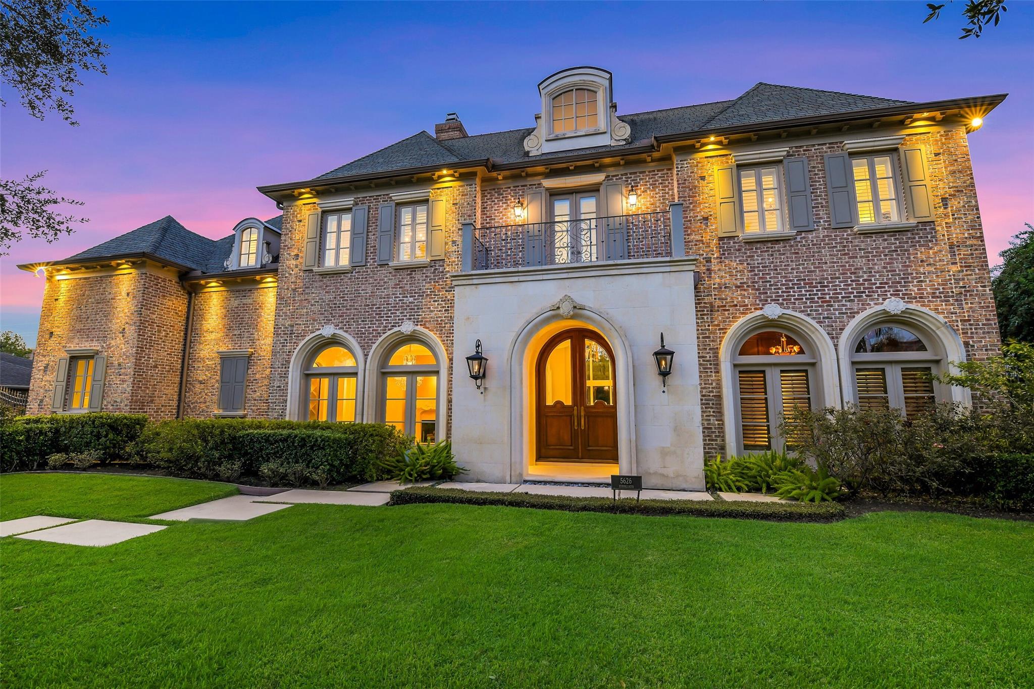 5626 Terwilliger Way