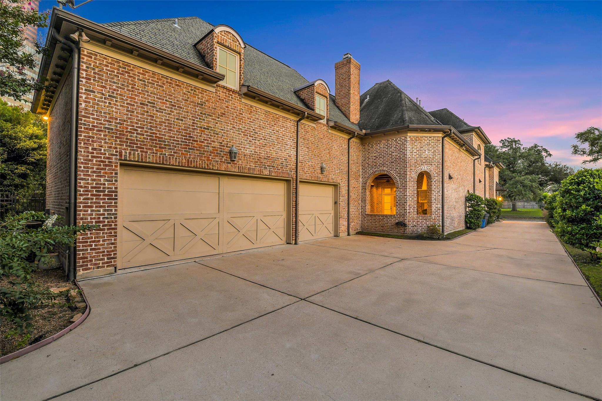 5626 Terwilliger Way