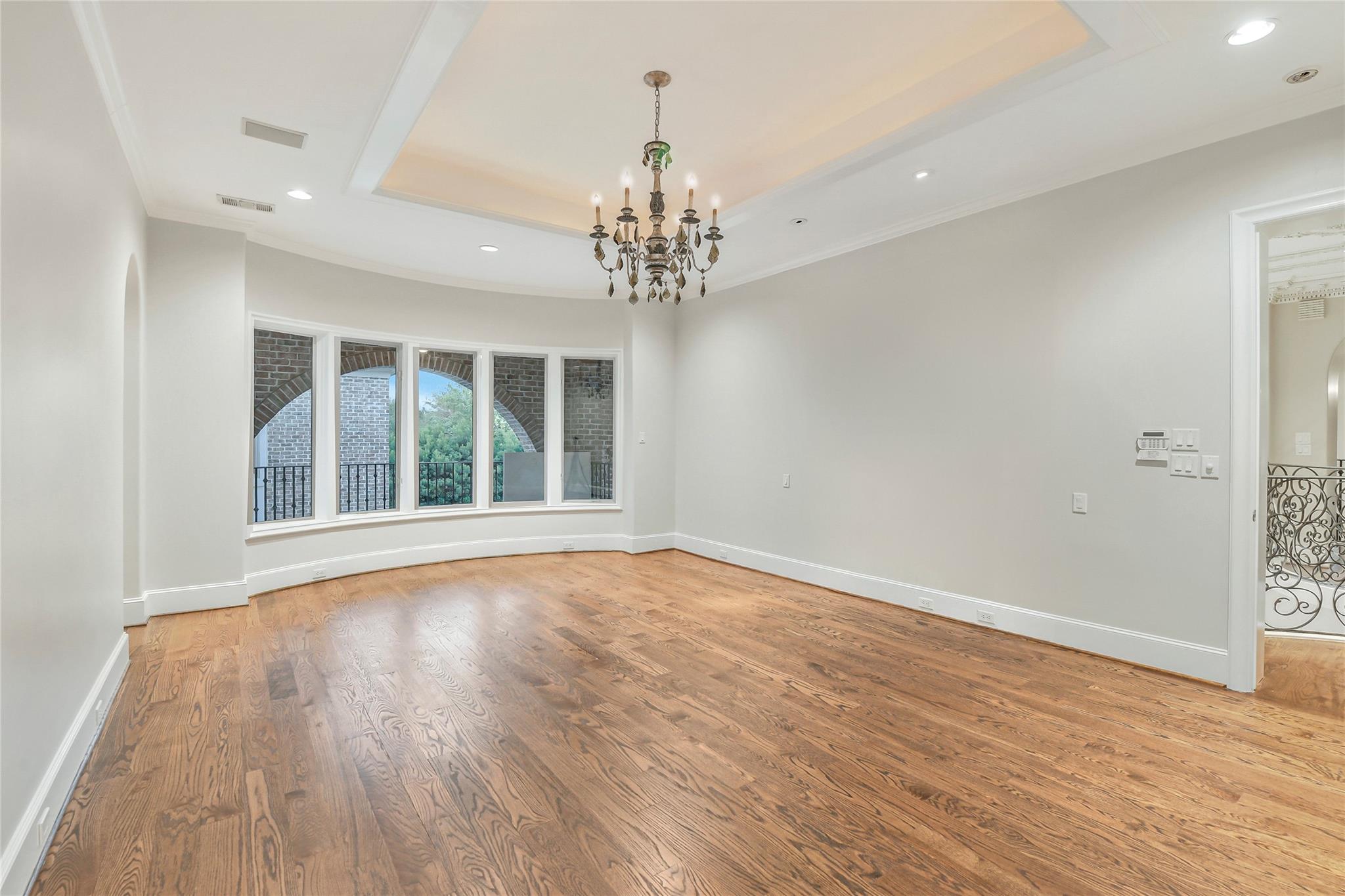 5626 Terwilliger Way