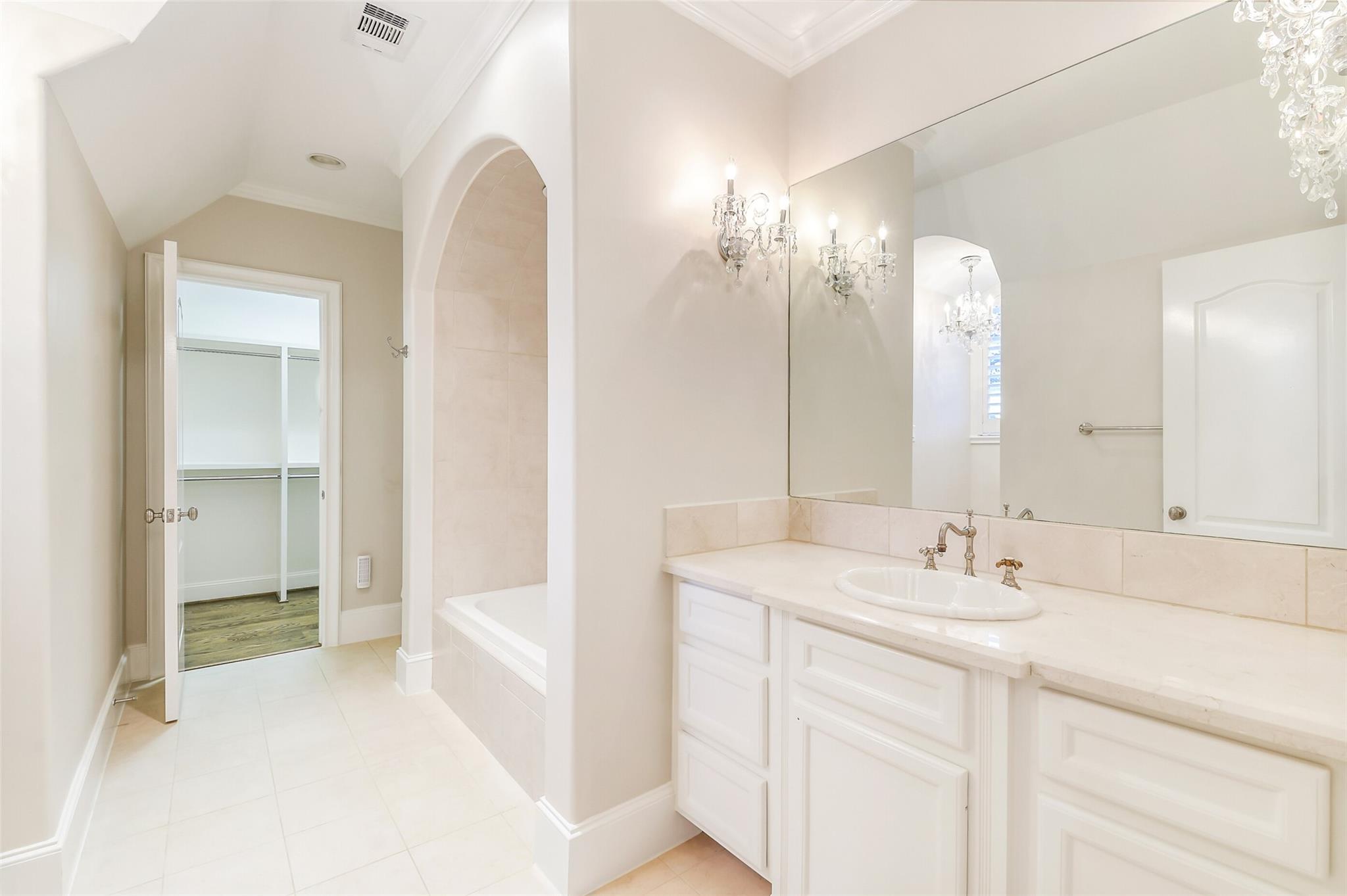 5626 Terwilliger Way