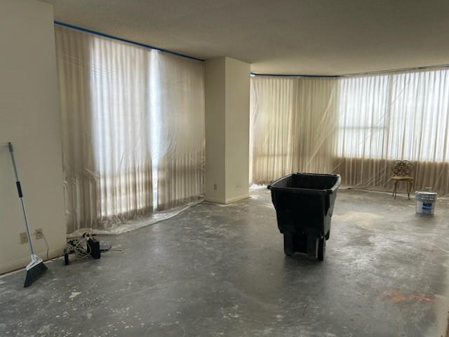 15 Greenway Plaza # 12G