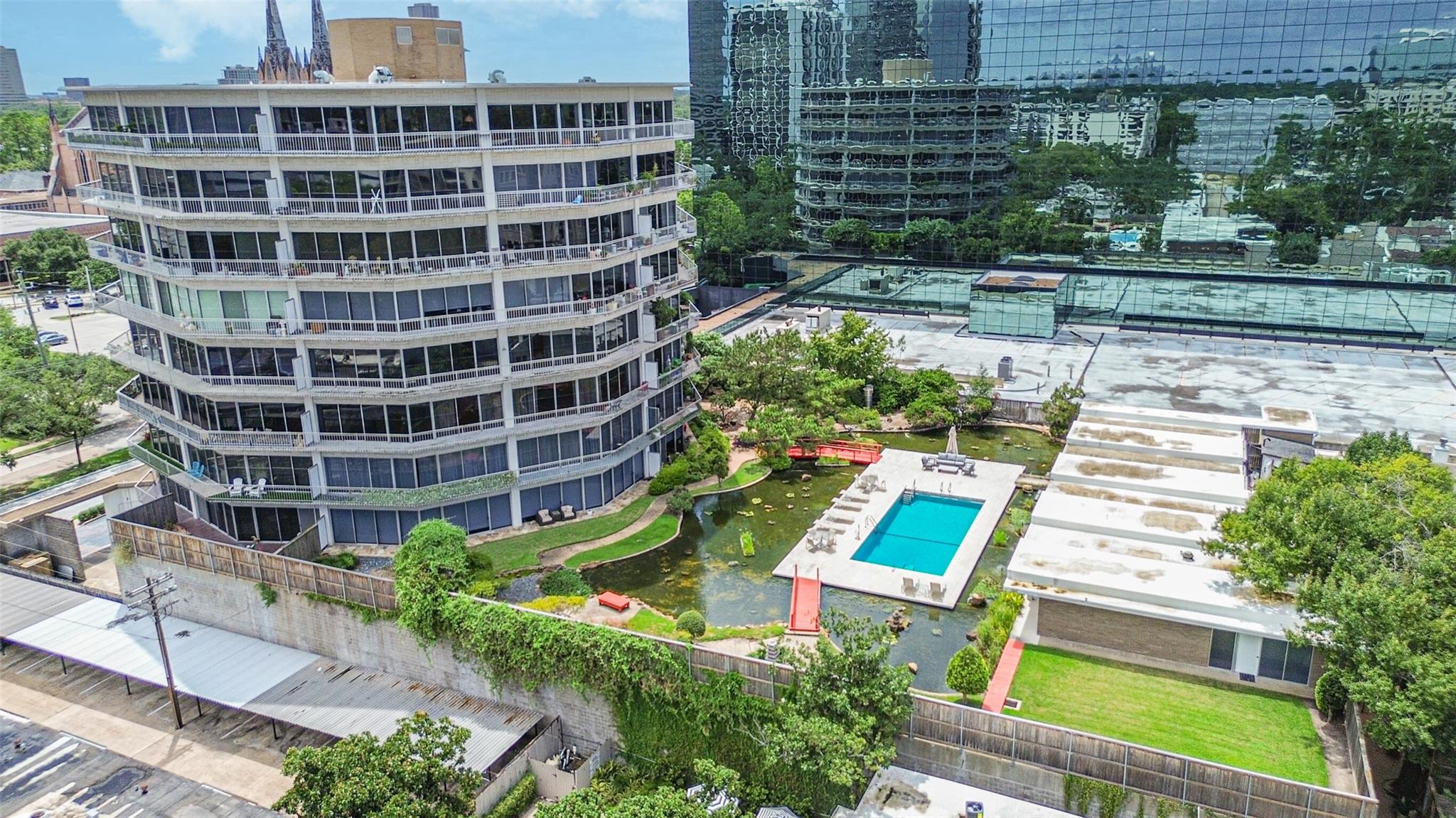 5050 Woodway Drive # 3M