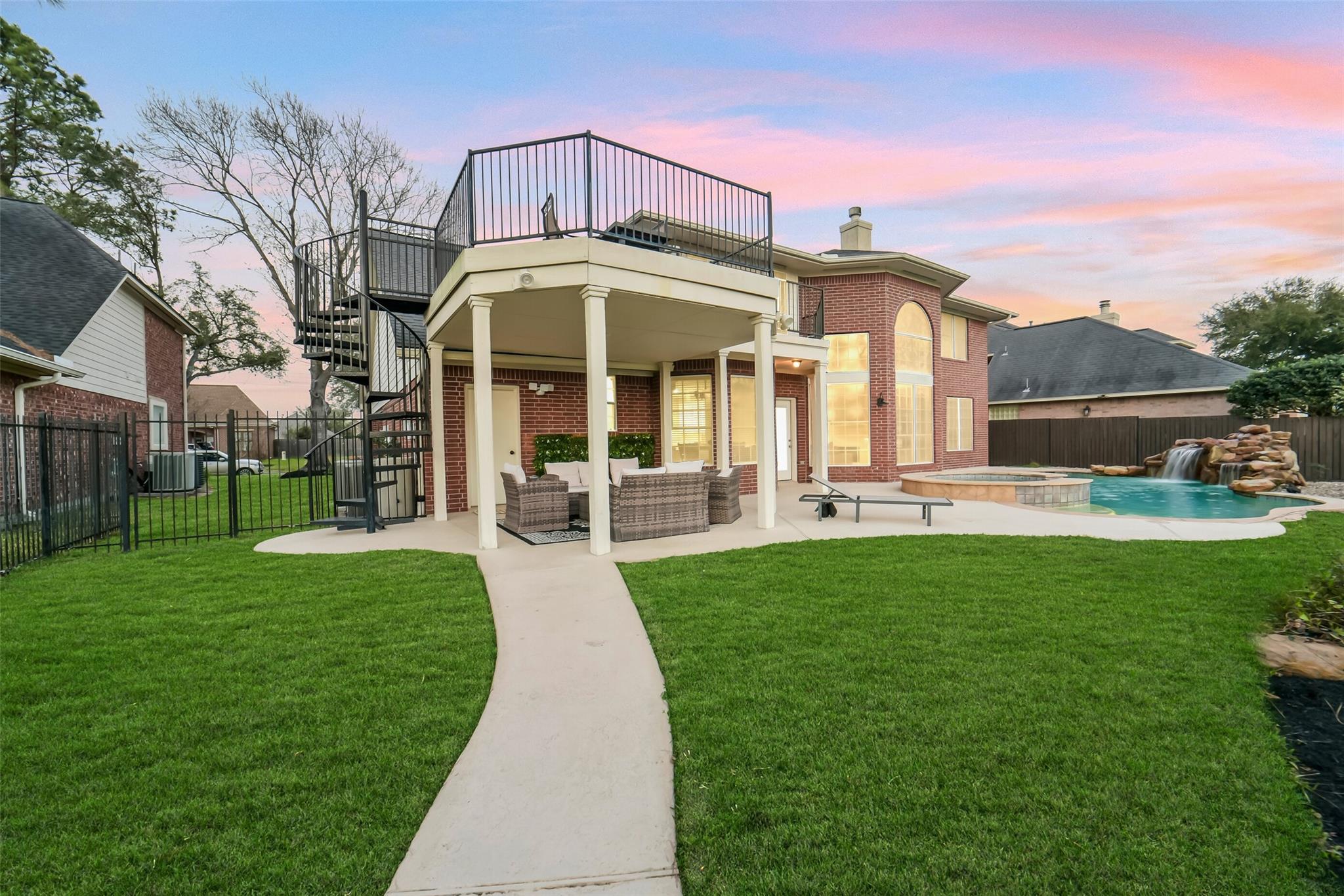 24403 Falcon Point Drive