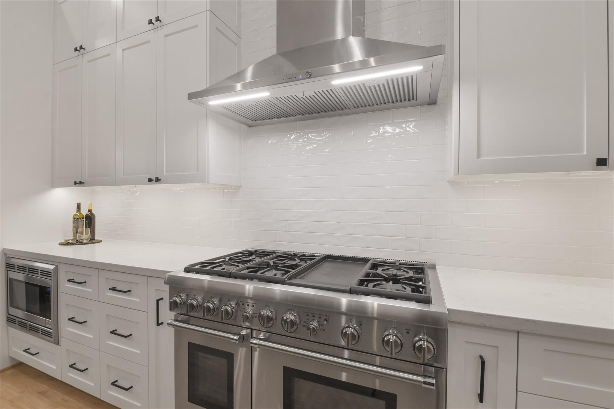 710 E 13th Street, Houston