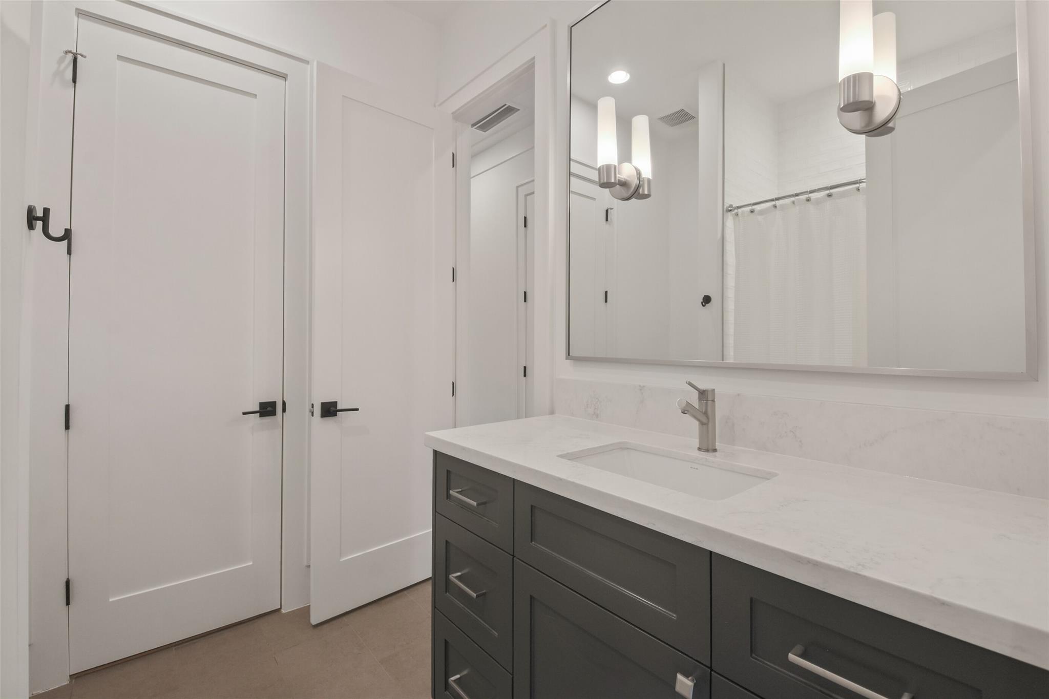 710 E 13th Street, Houston