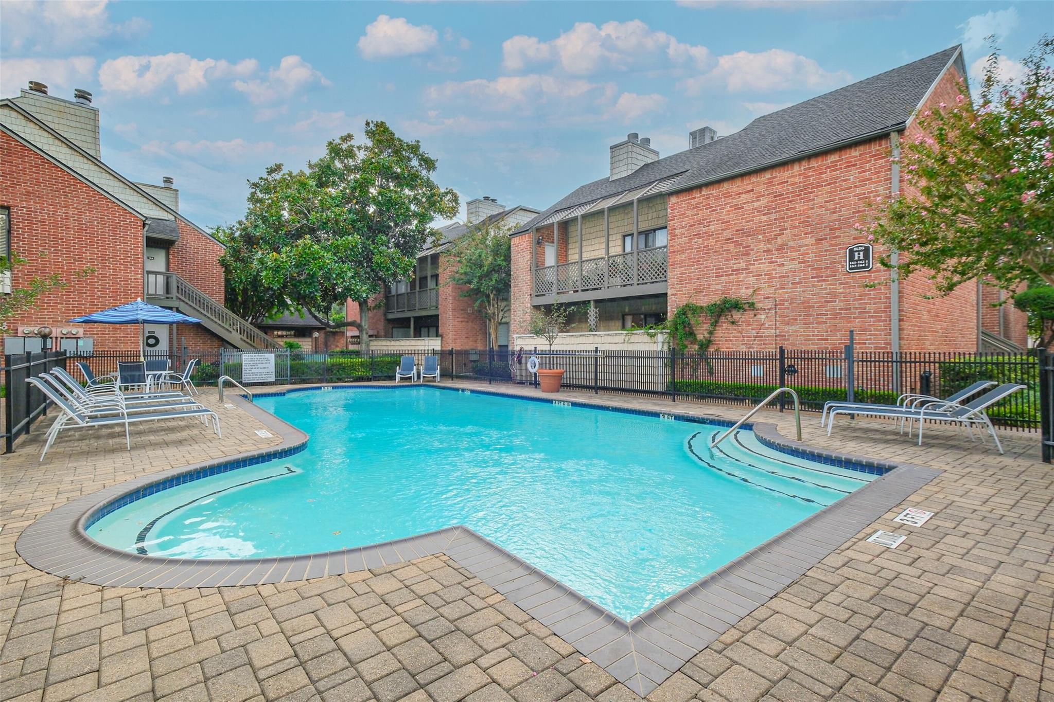 2829 Timmons Lane # 167