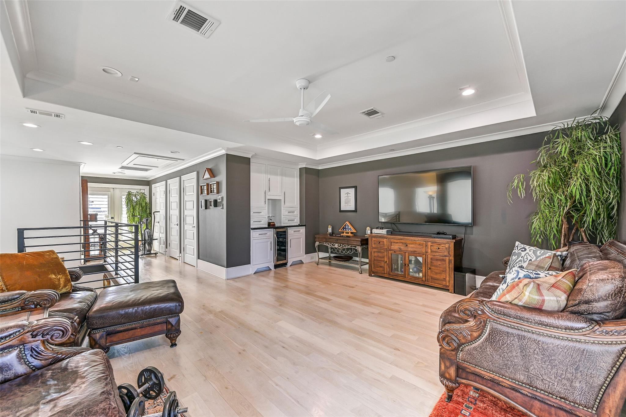 503 W Clay Street