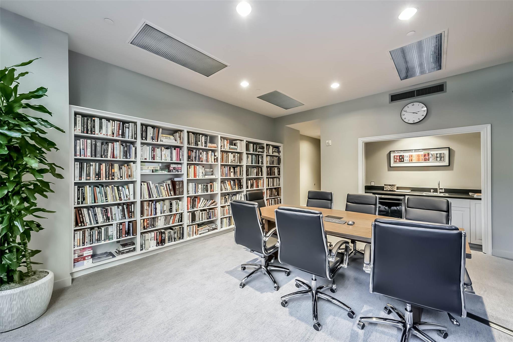 15 Greenway Plaza # 3B