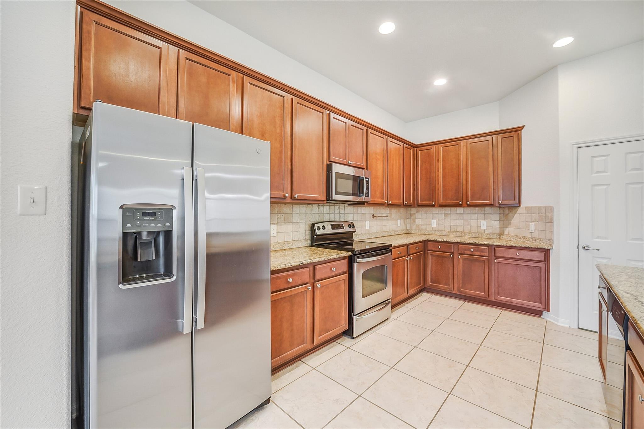 7014 Spruce View Court