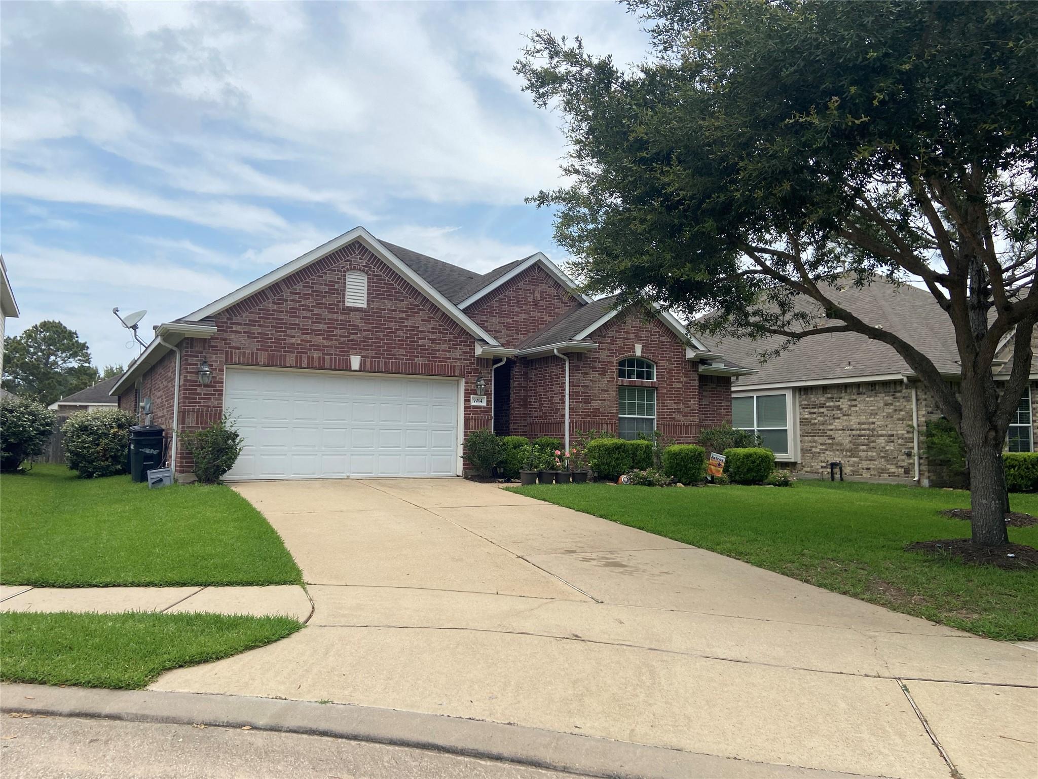 7014 Spruce View Court