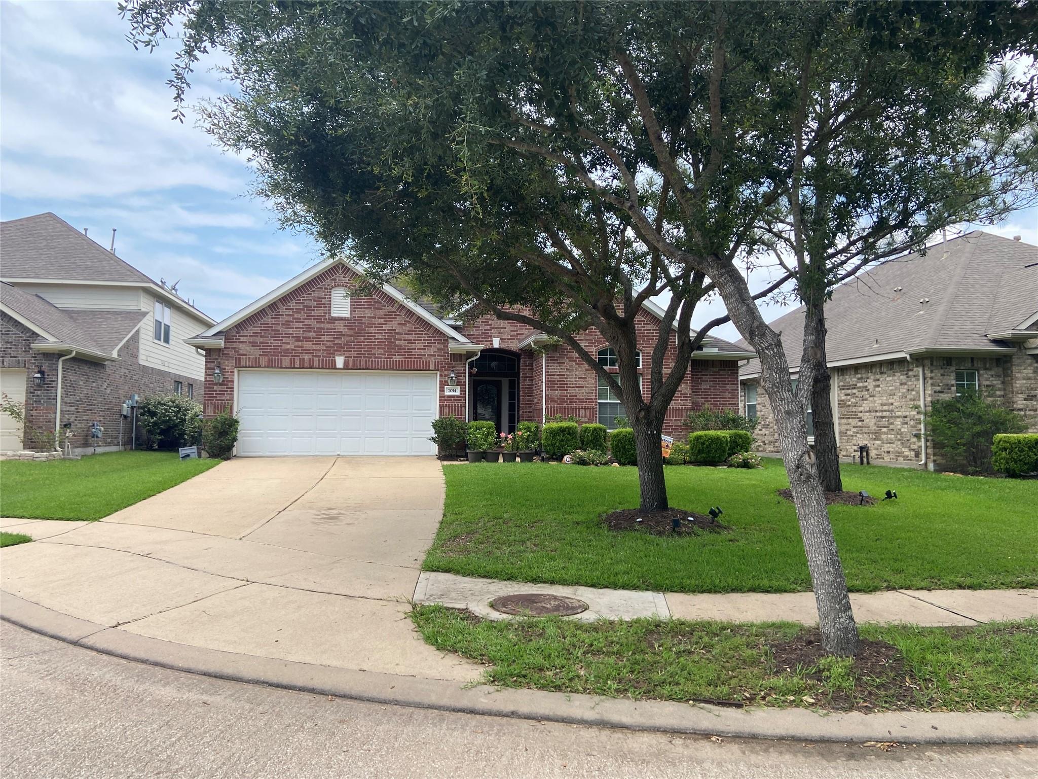 7014 Spruce View Court
