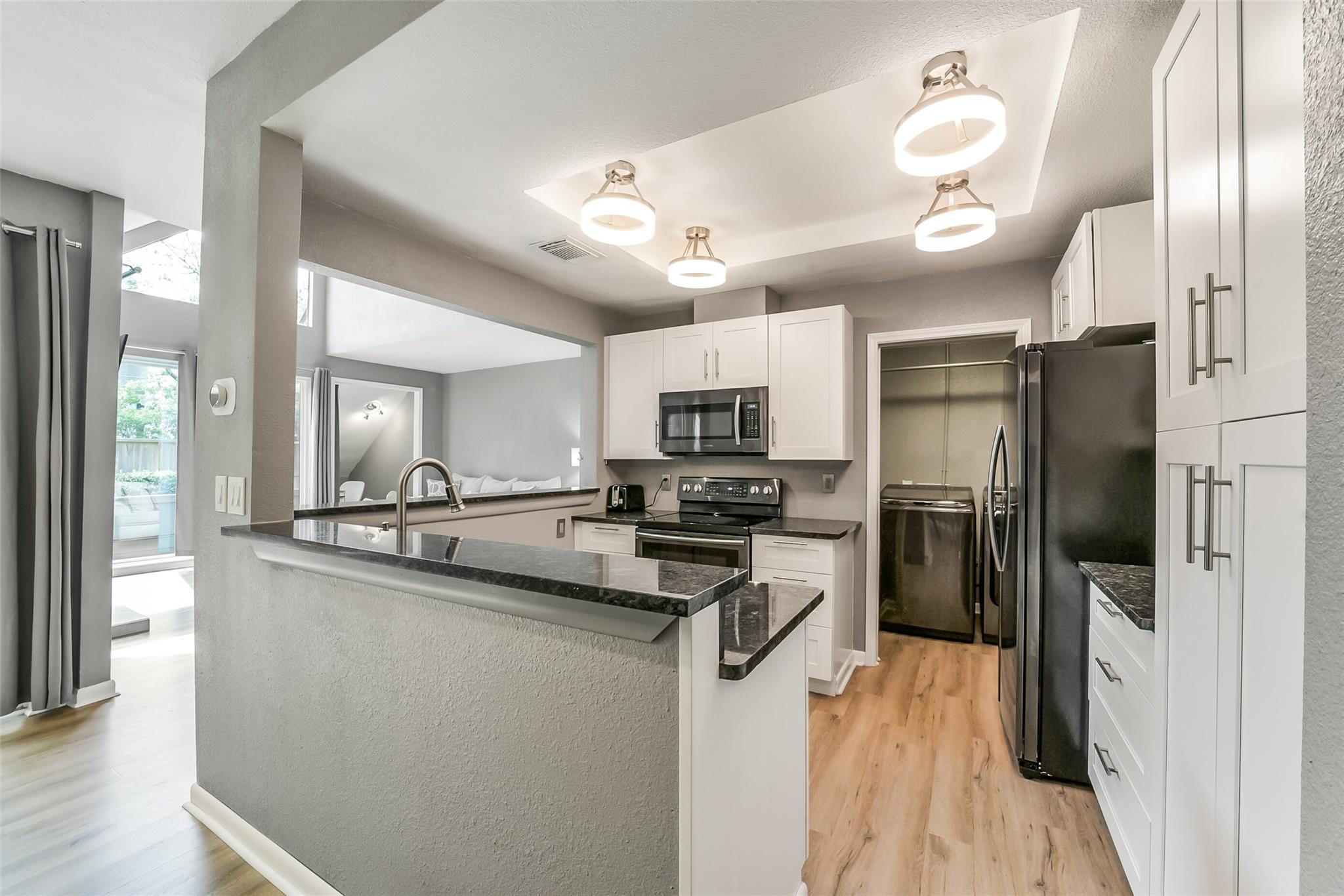 296 Litchfield Lane