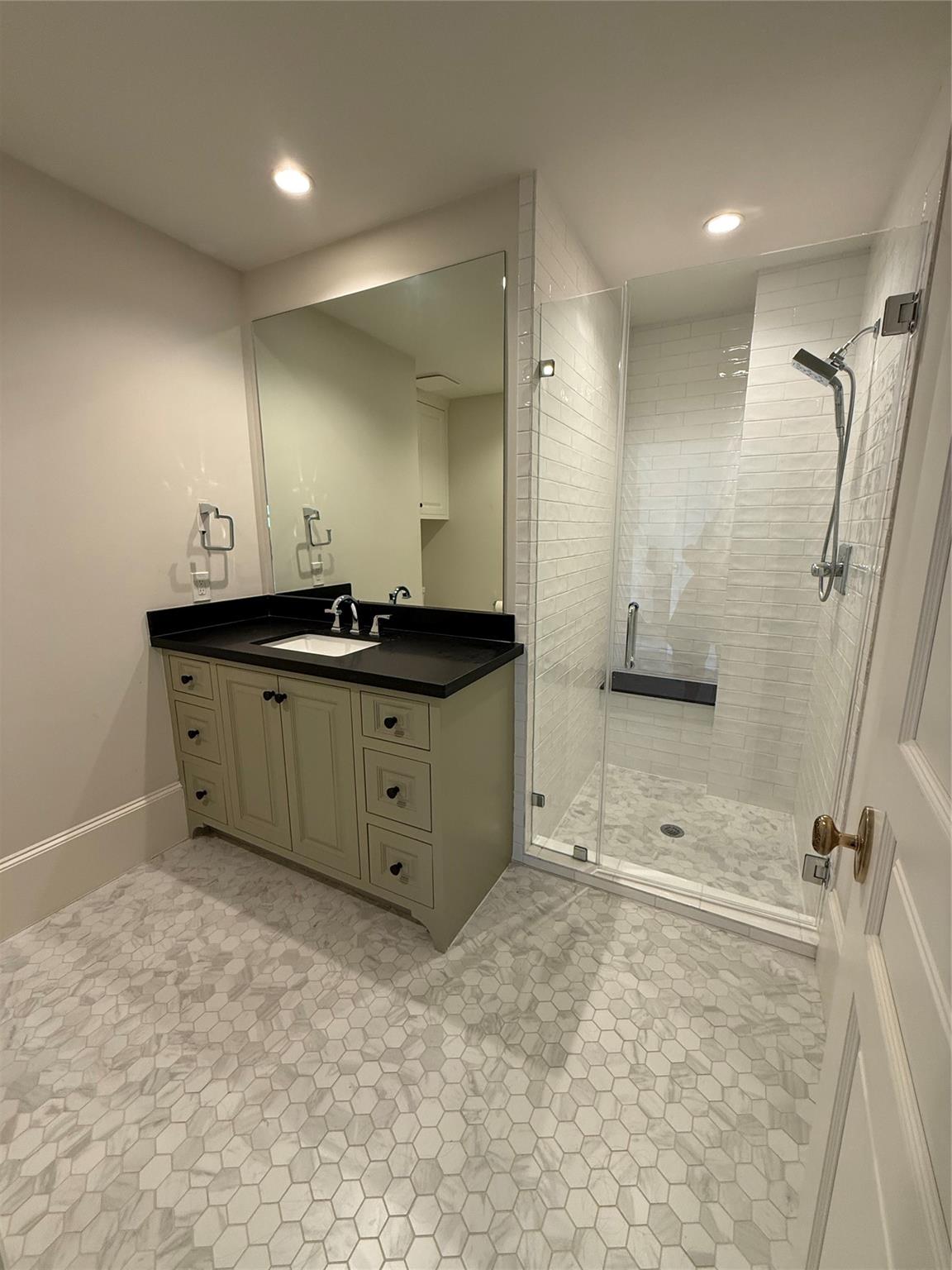 2506 Blue Bonnet Boulevard