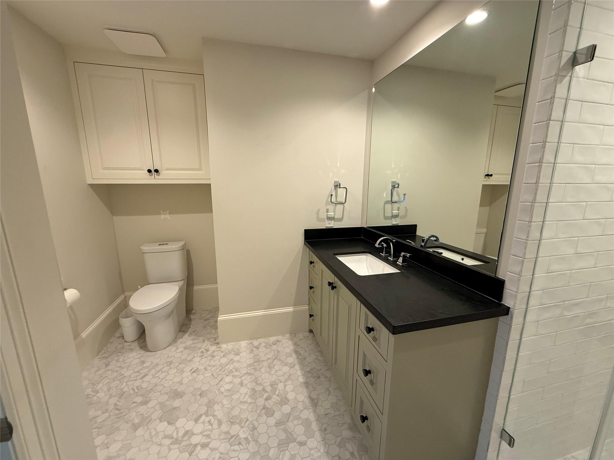 2506 Blue Bonnet Boulevard