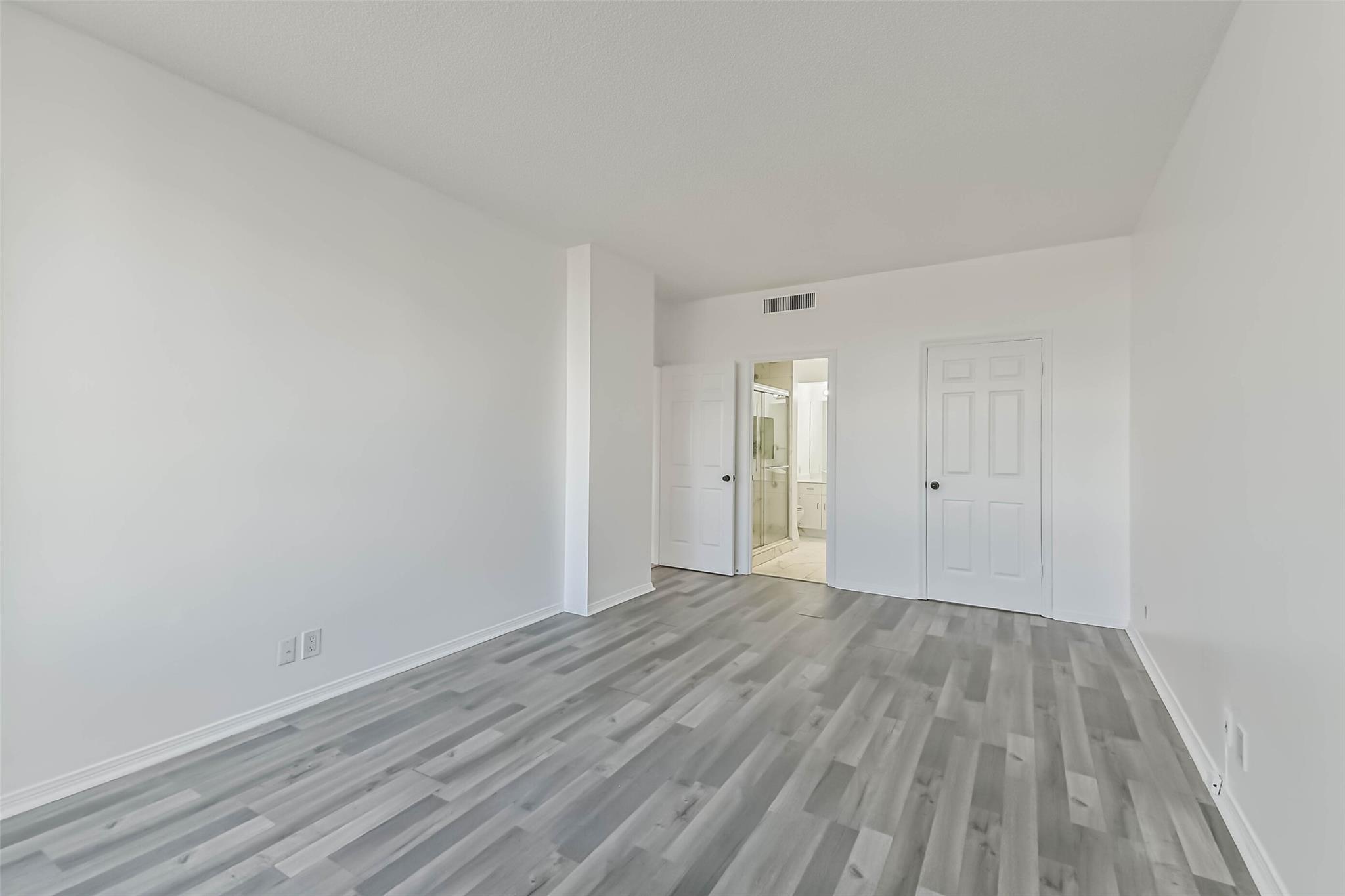 14 Greenway Plaza # 15N