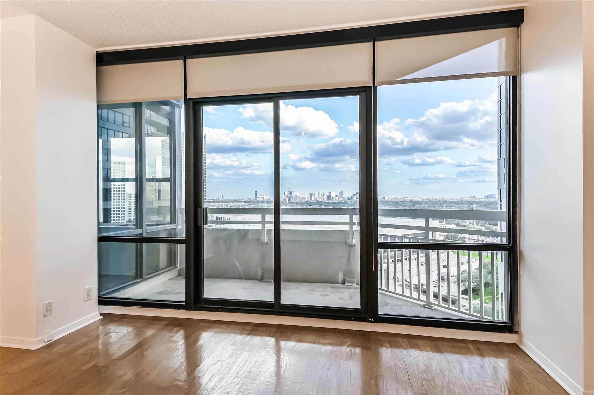 14 Greenway Plaza # 15N