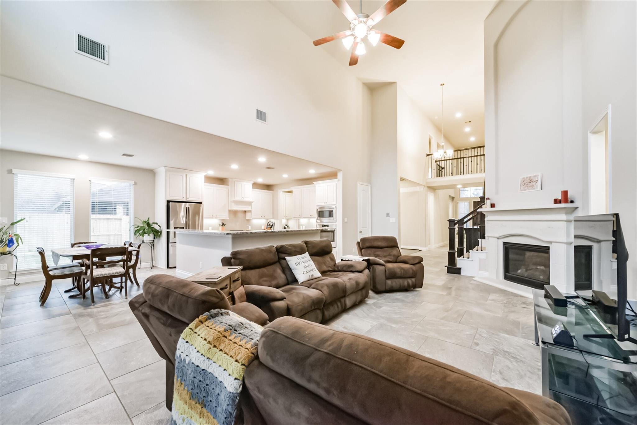 5722 Willow Park Terrace Lane