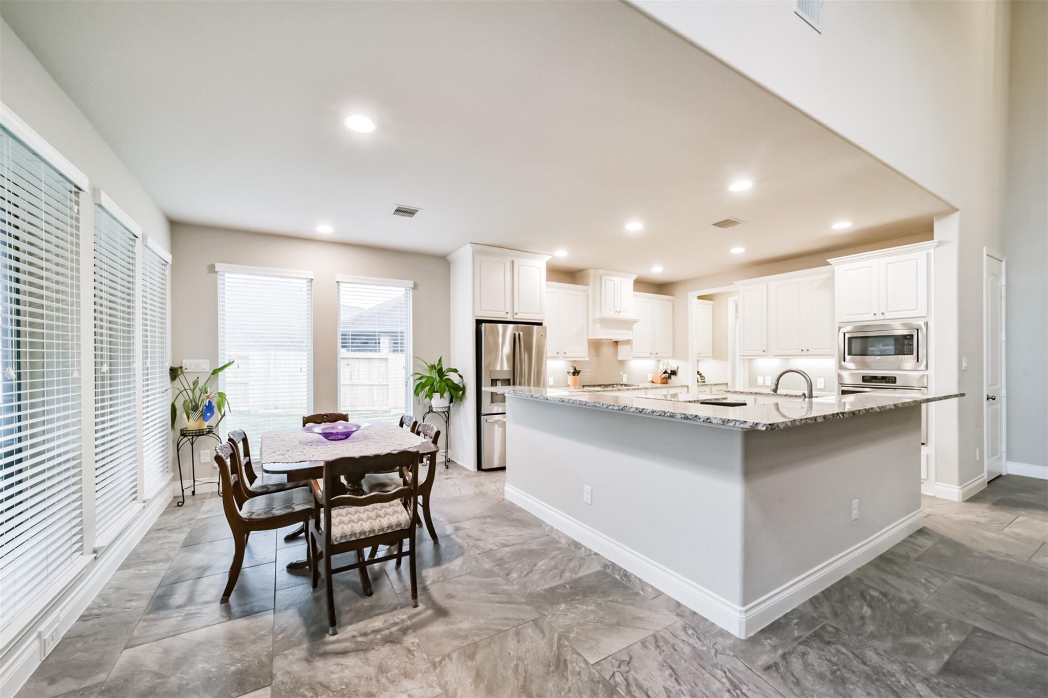 5722 Willow Park Terrace Lane