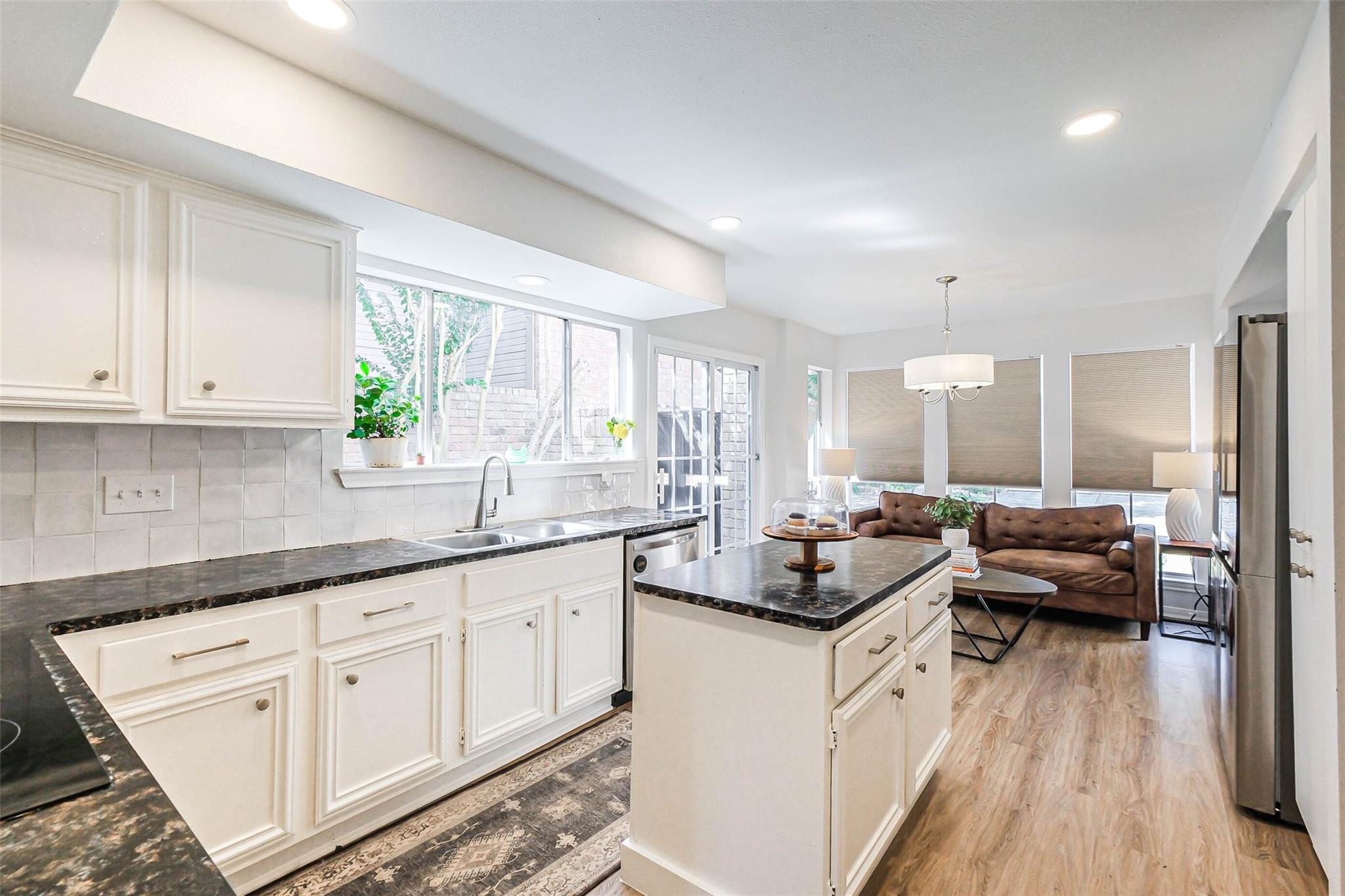 1565 Beaconshire Road