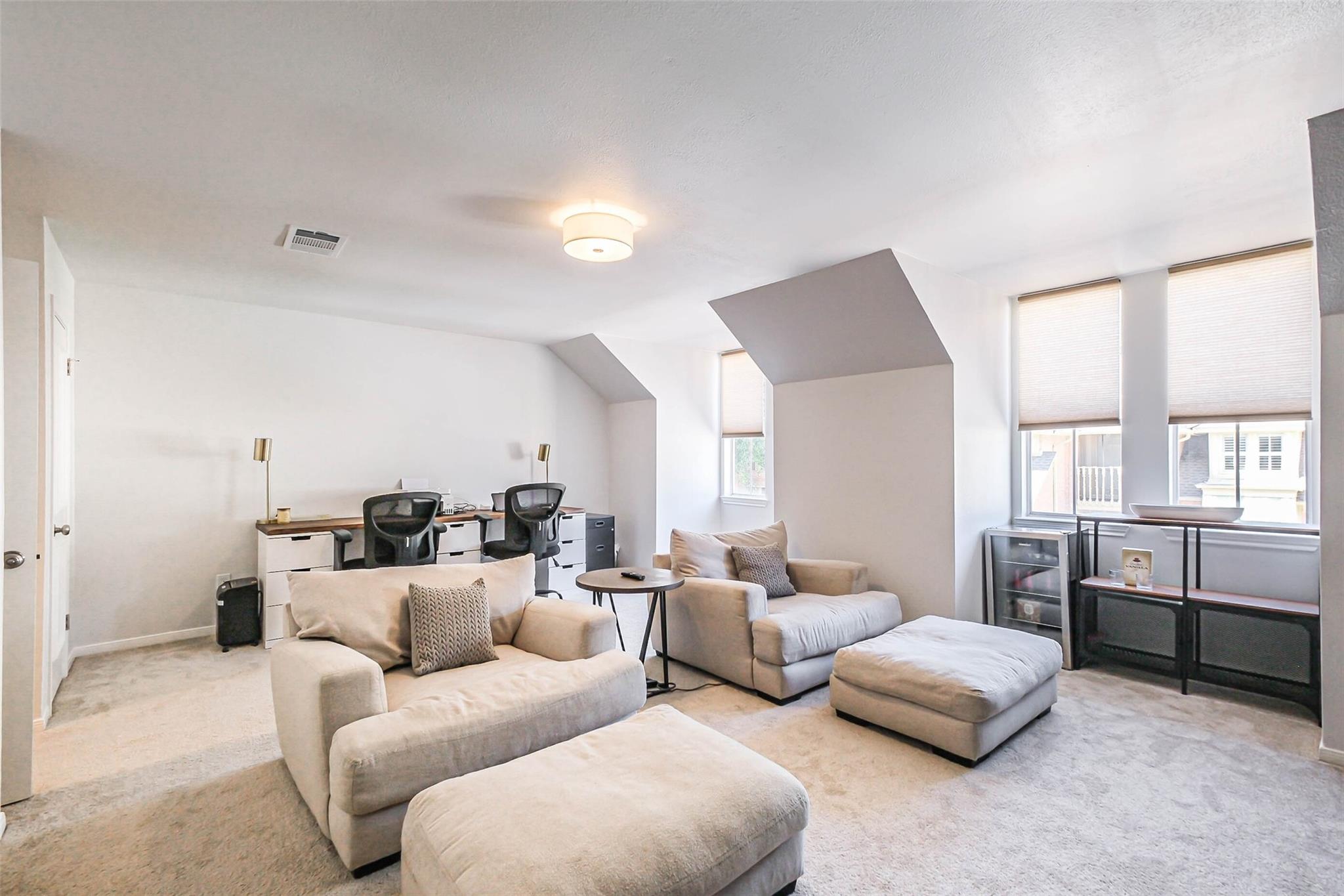 1565 Beaconshire Road