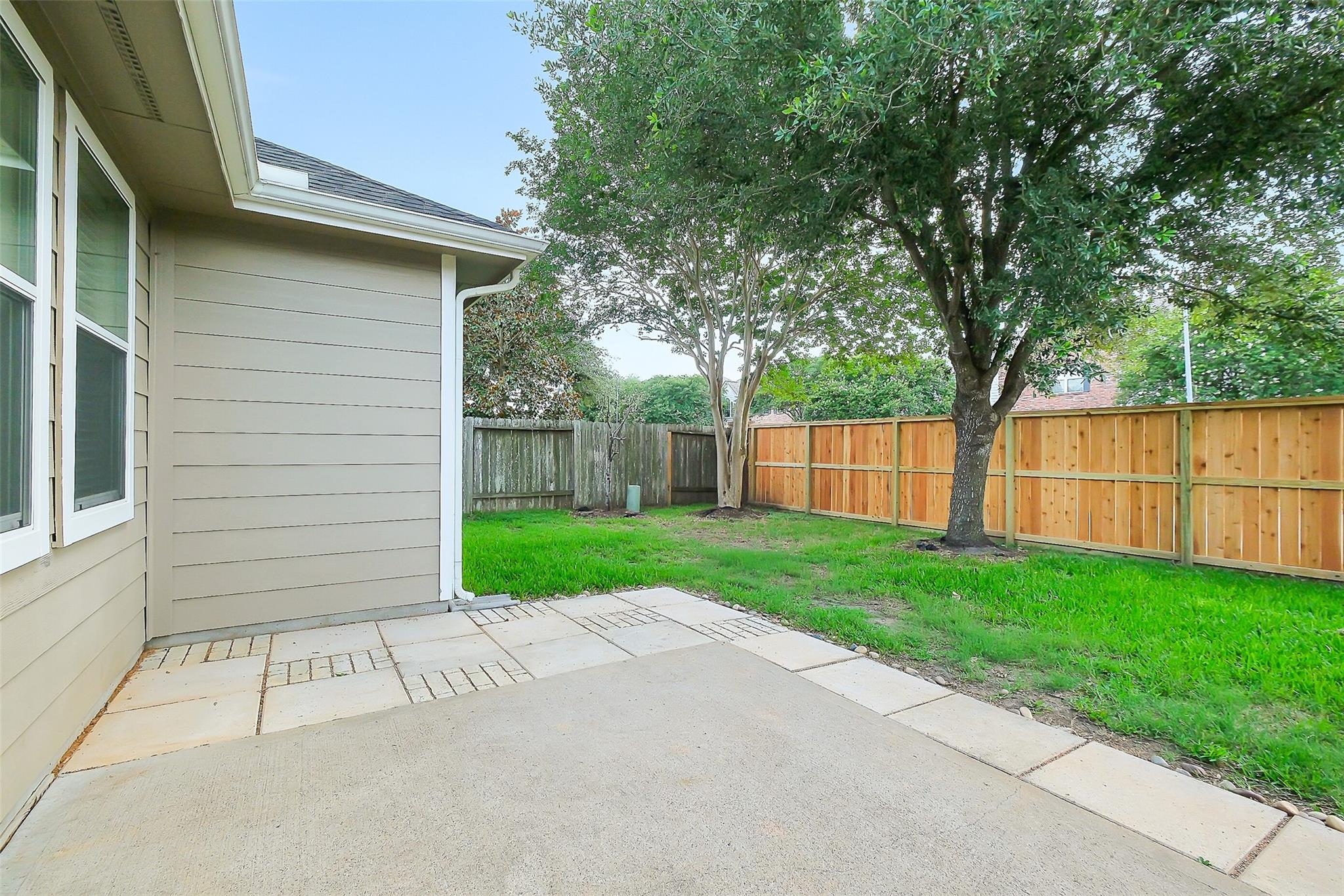 2802 Ridgeglen Lane