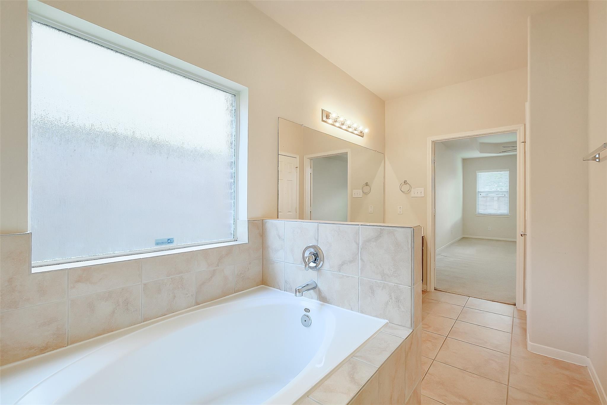 2802 Ridgeglen Lane