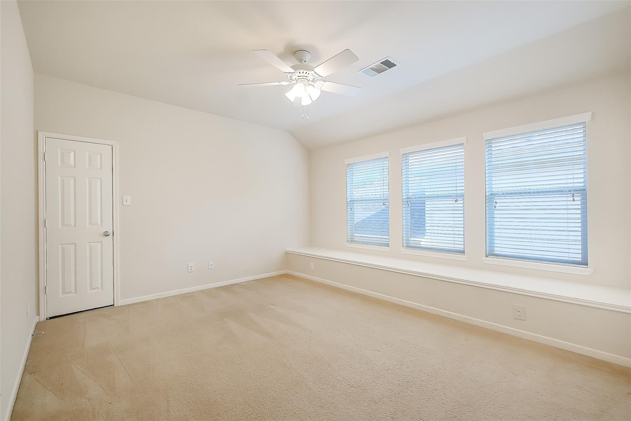 2802 Ridgeglen Lane