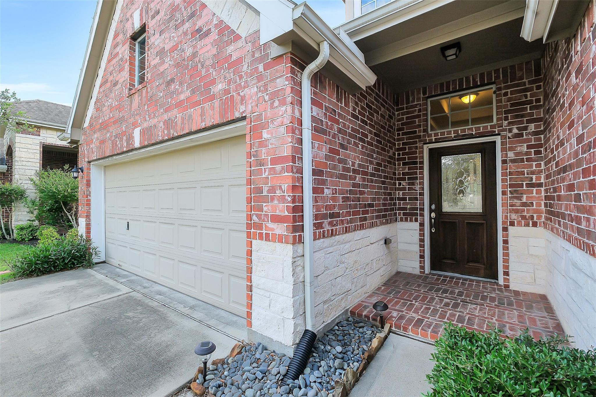 2802 Ridgeglen Lane