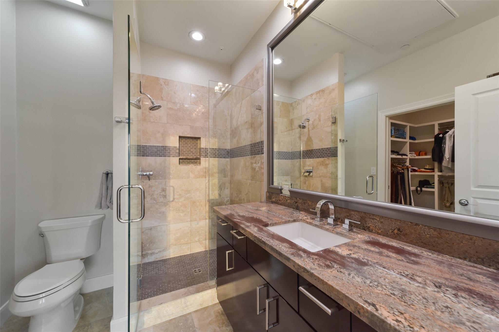 3333 Allen Parkway # 3003