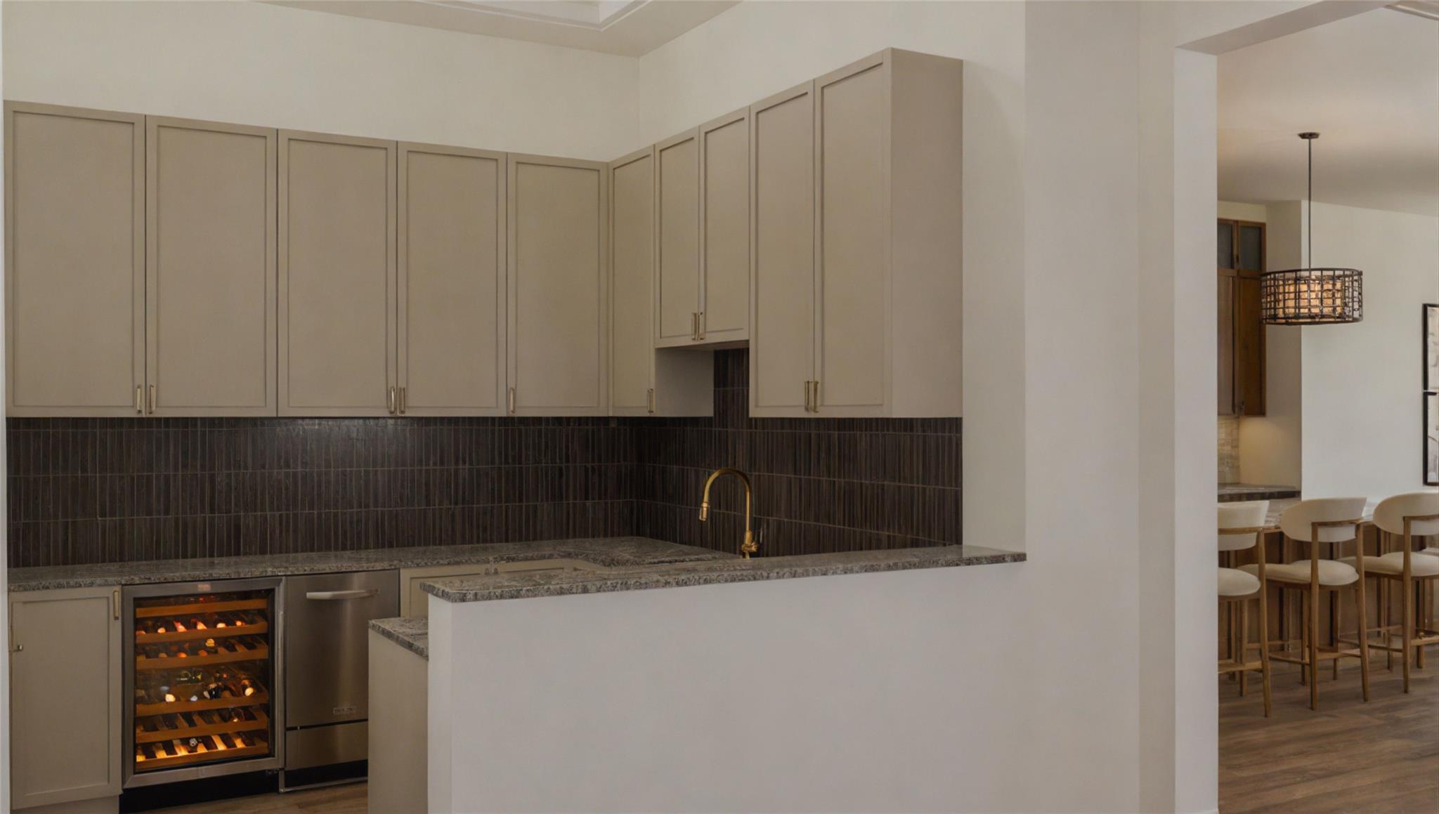 2434 White Oak Drive