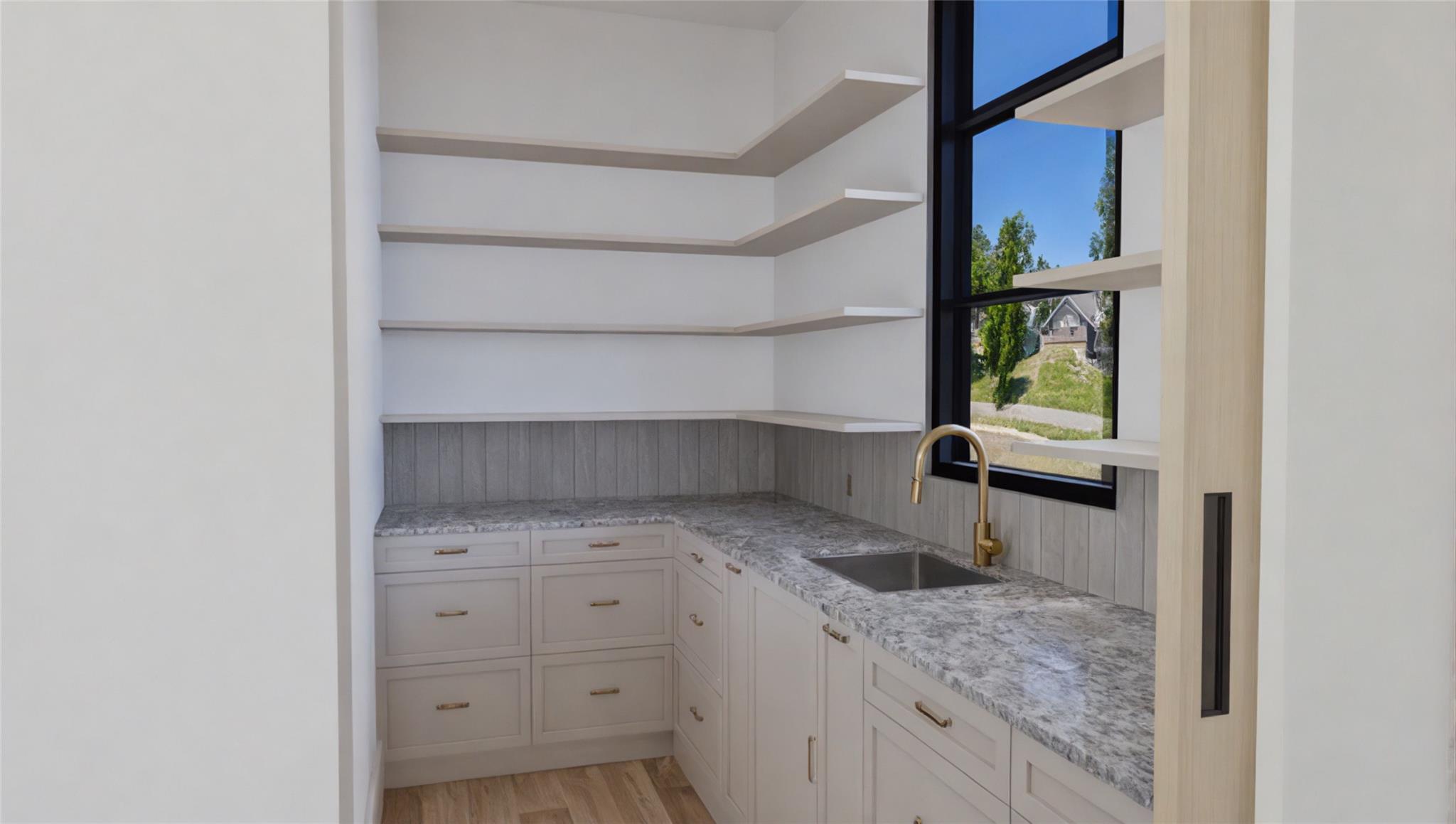 2434 White Oak Drive