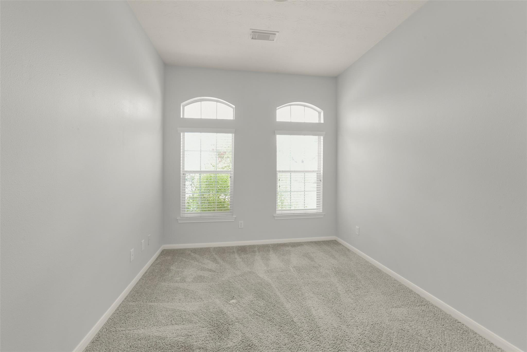 15911 Pleasant Green Circle