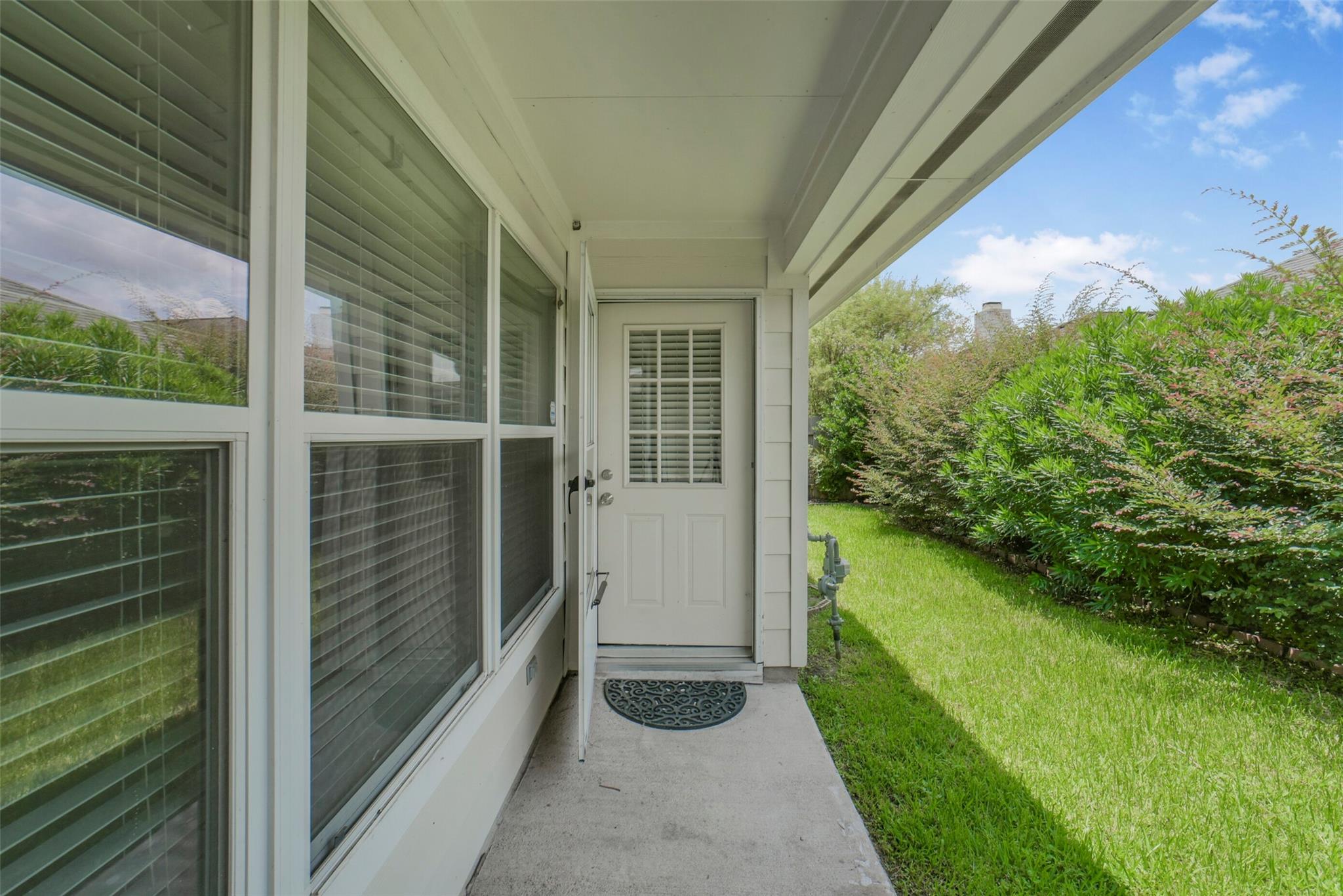 15911 Pleasant Green Circle