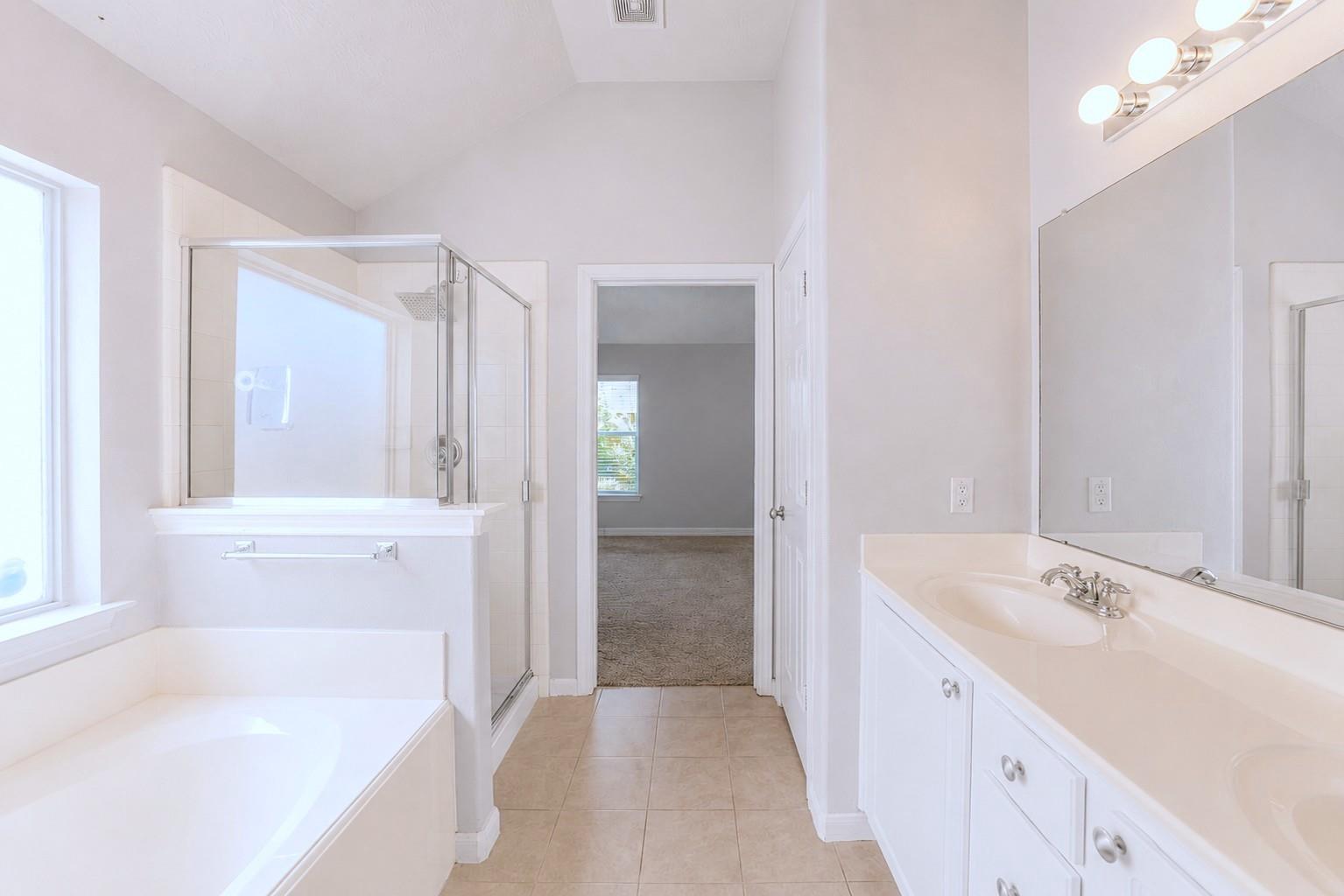 15911 Pleasant Green Circle
