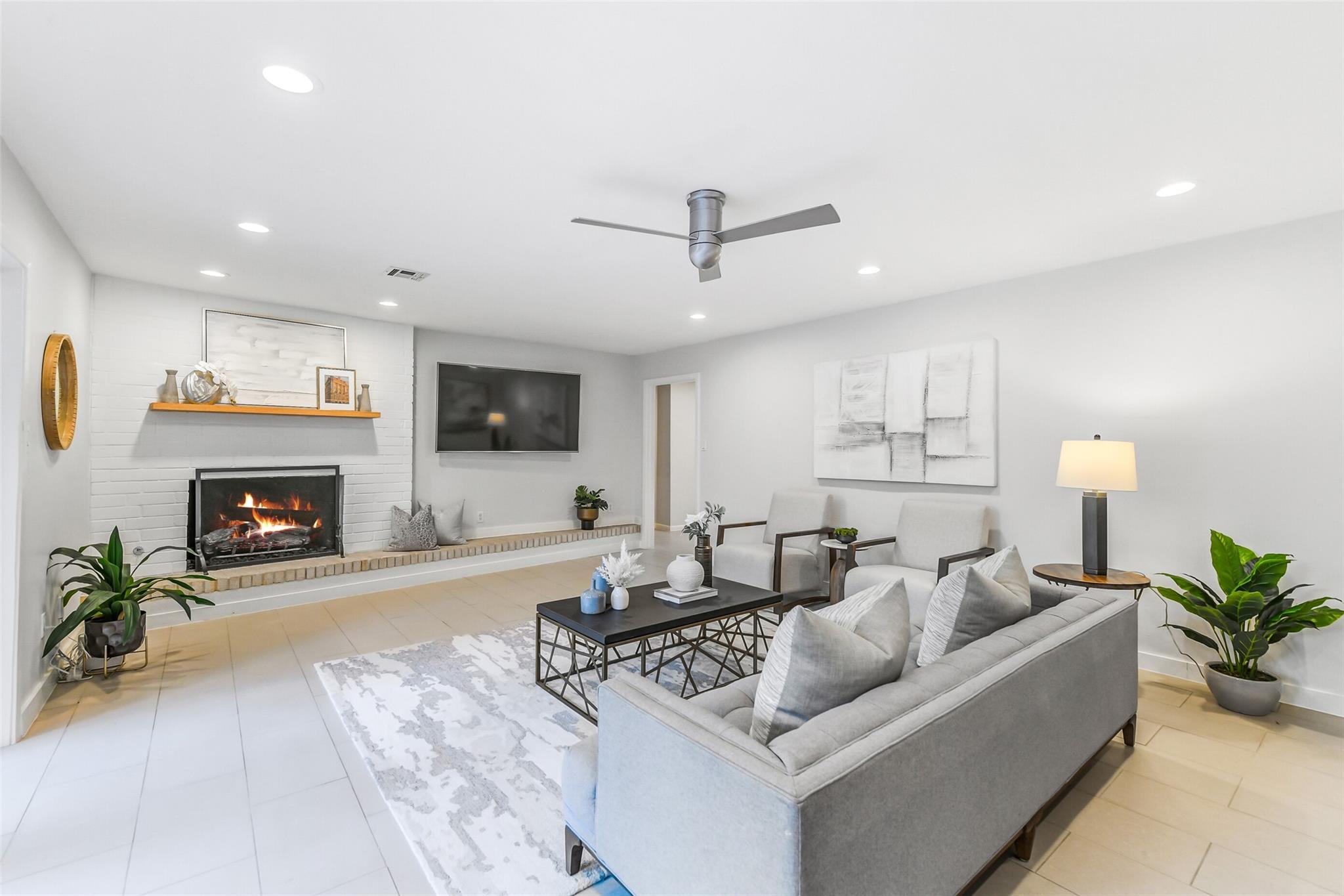 12326 Old Oaks Drive