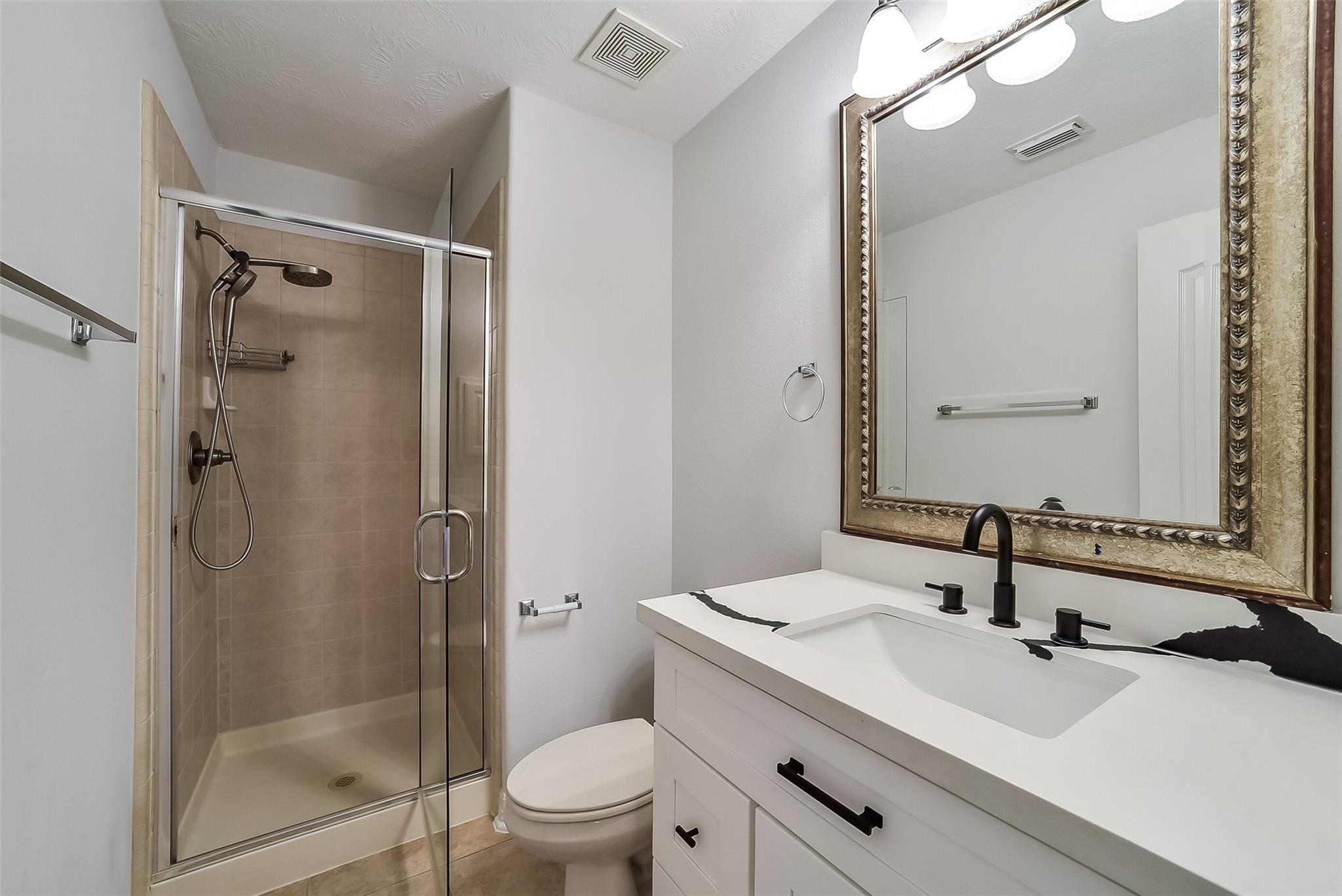 5911 Rose Bush Trail