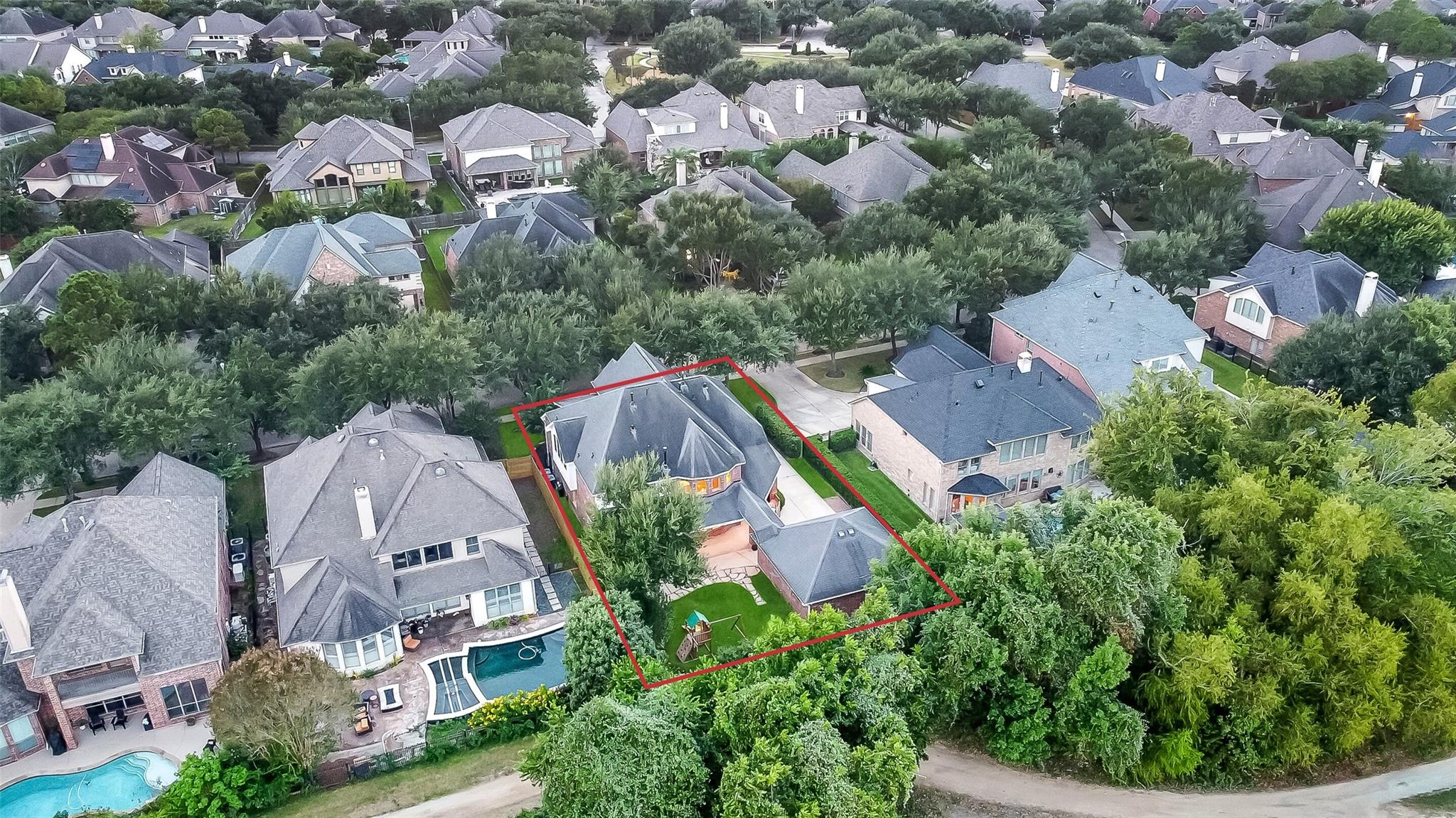 5911 Rose Bush Trail