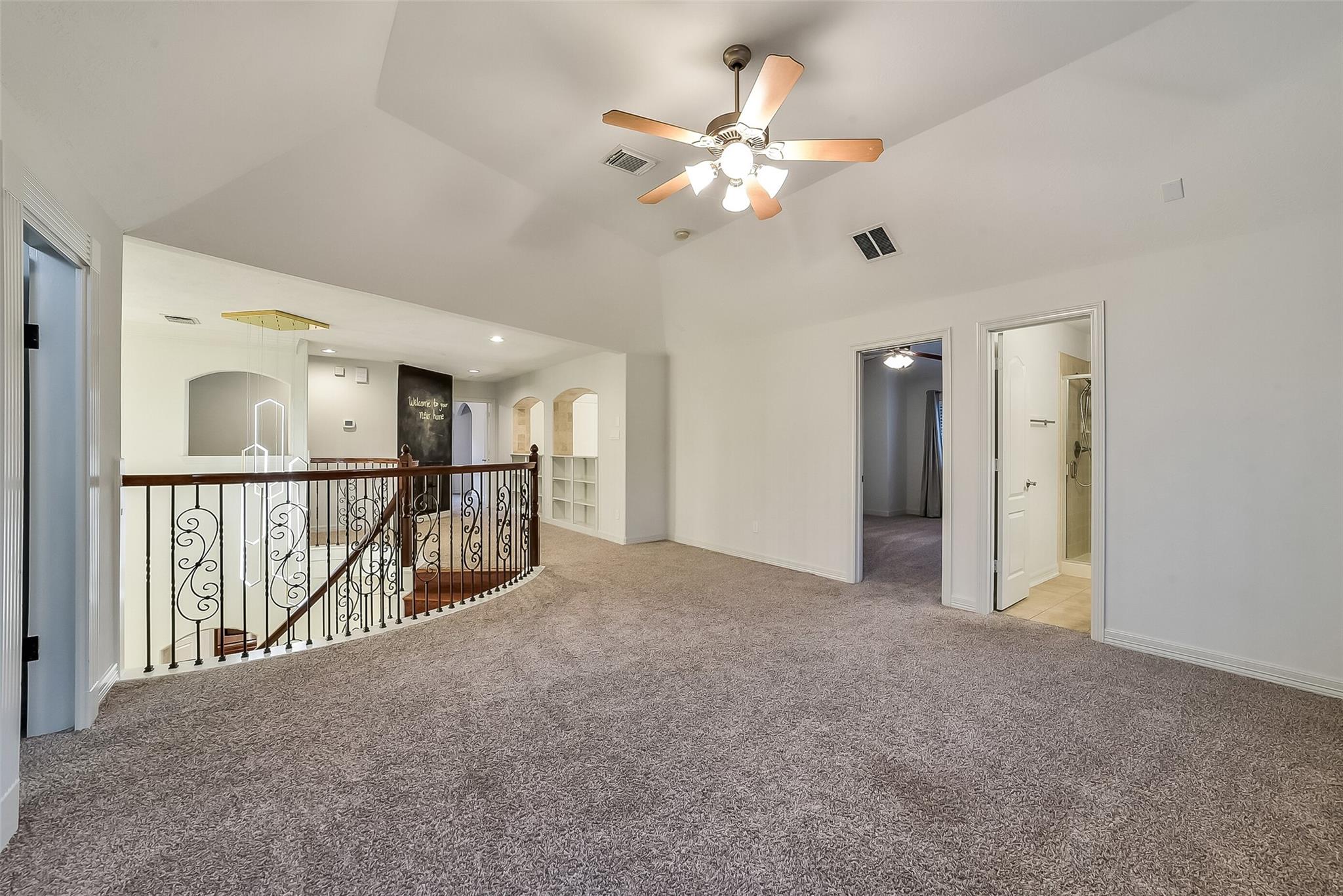 5911 Rose Bush Trail