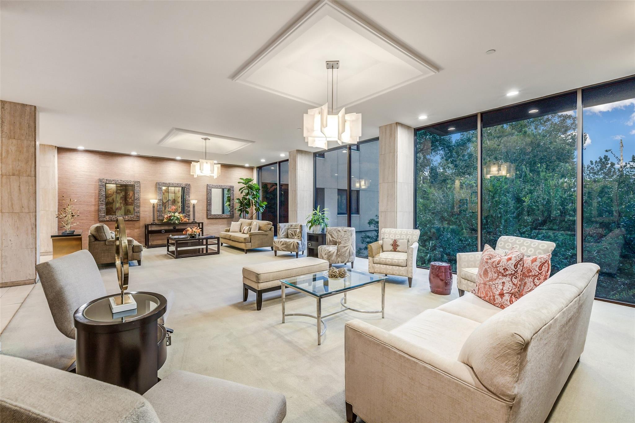 49 Briar Hollow Lane # 1904