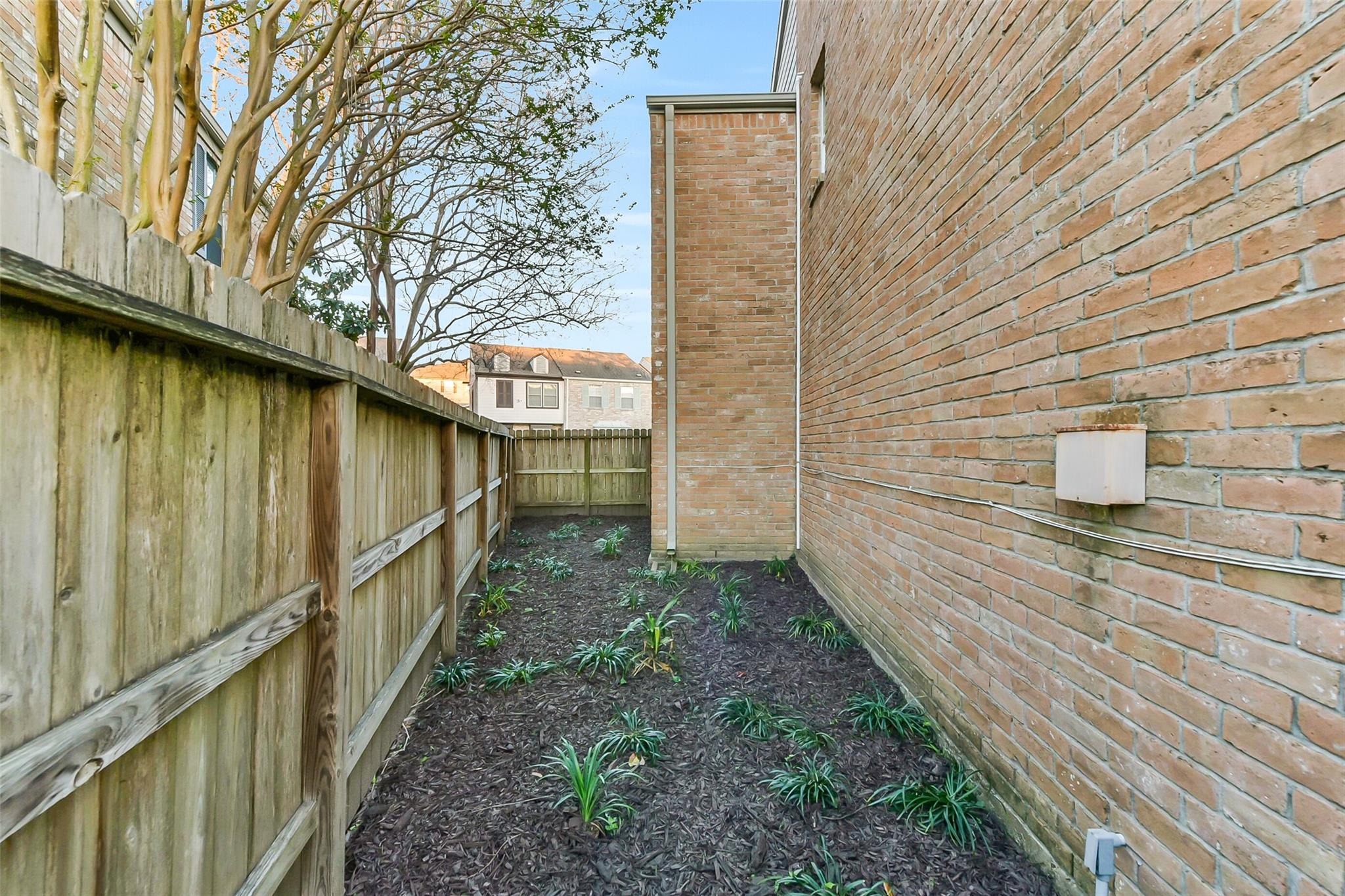 7505 Brompton Street