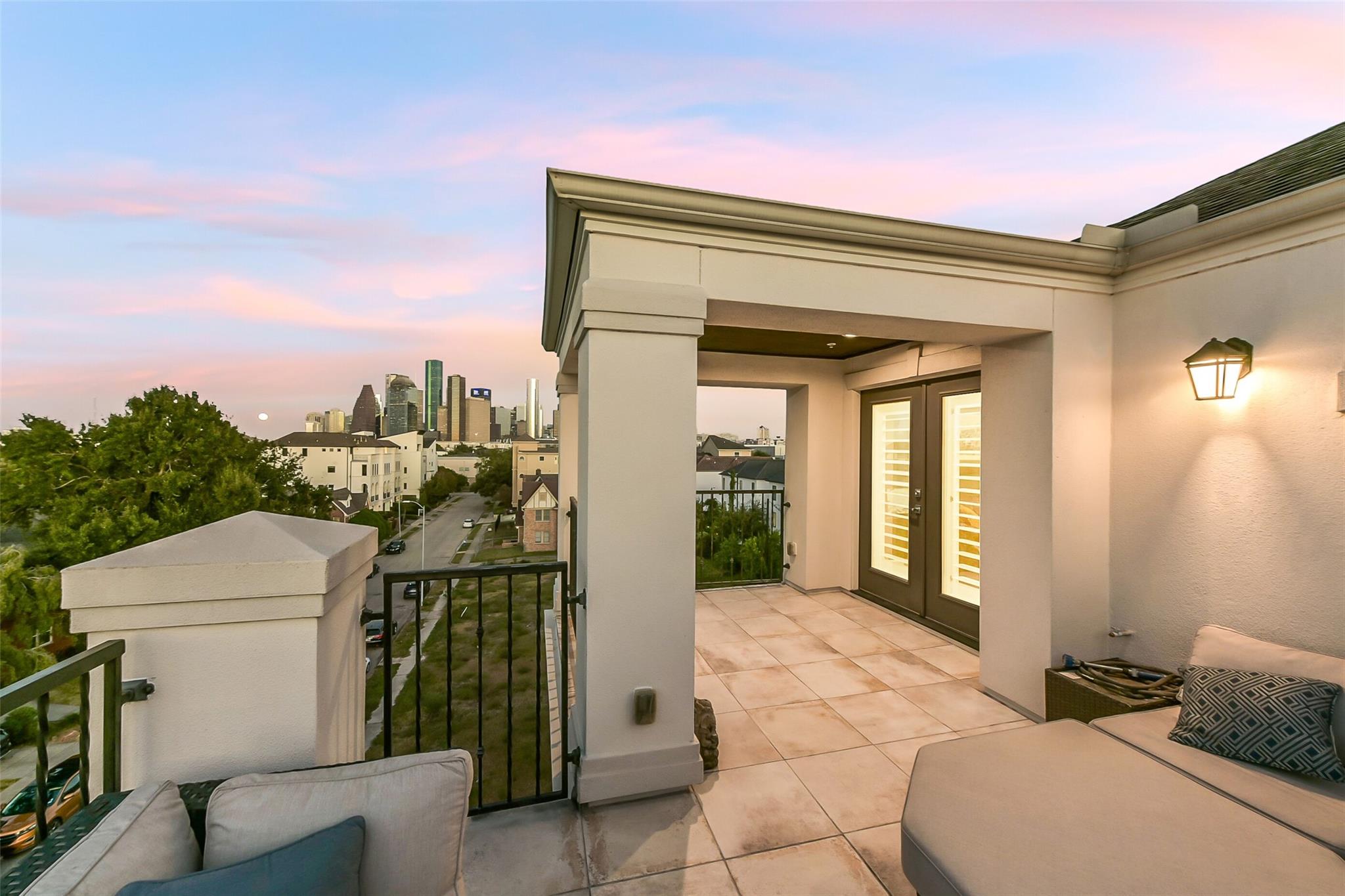 503 W Clay Street